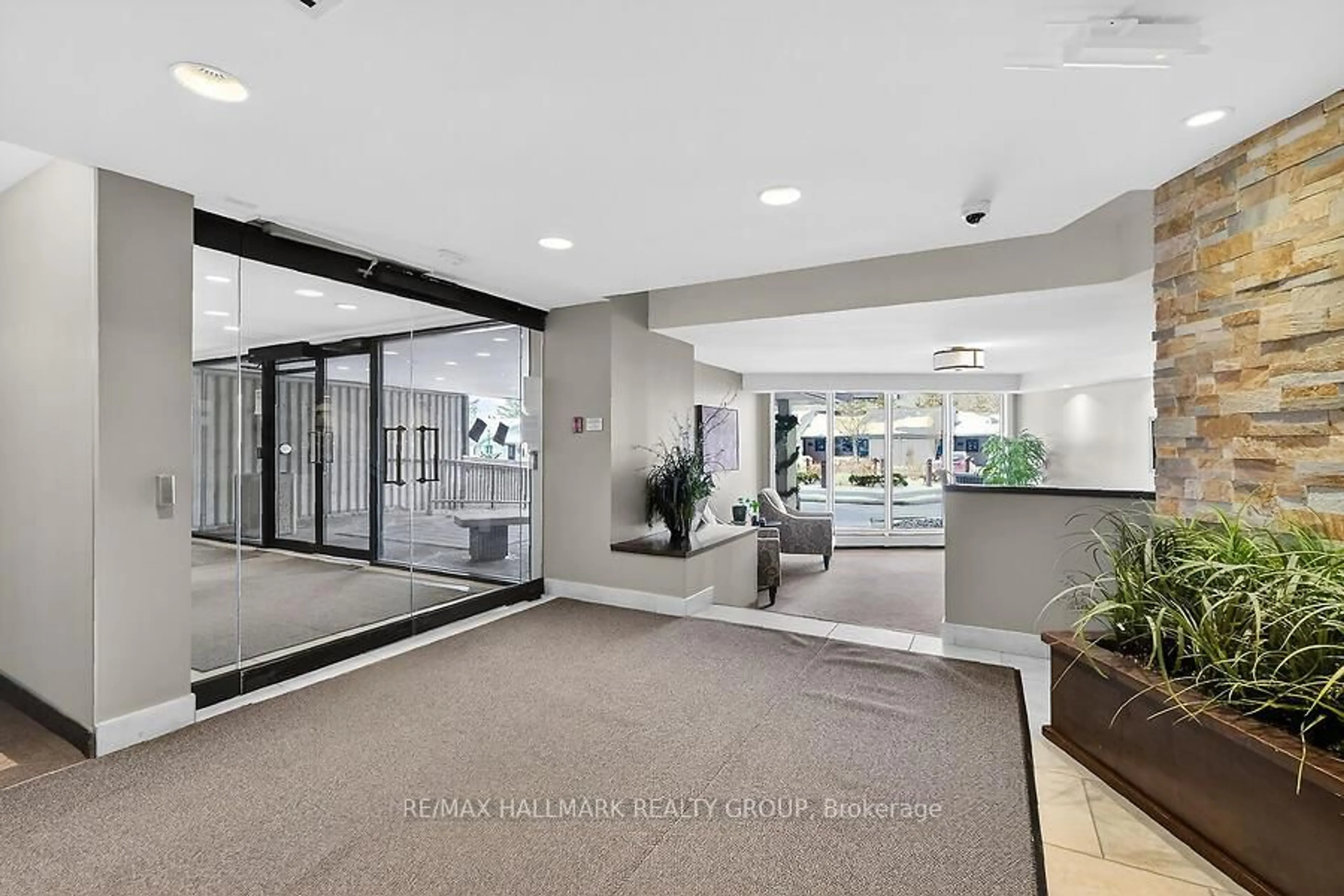 Unknown for 1171 Ambleside Dr #2505, Ottawa Ontario K2B 8E1