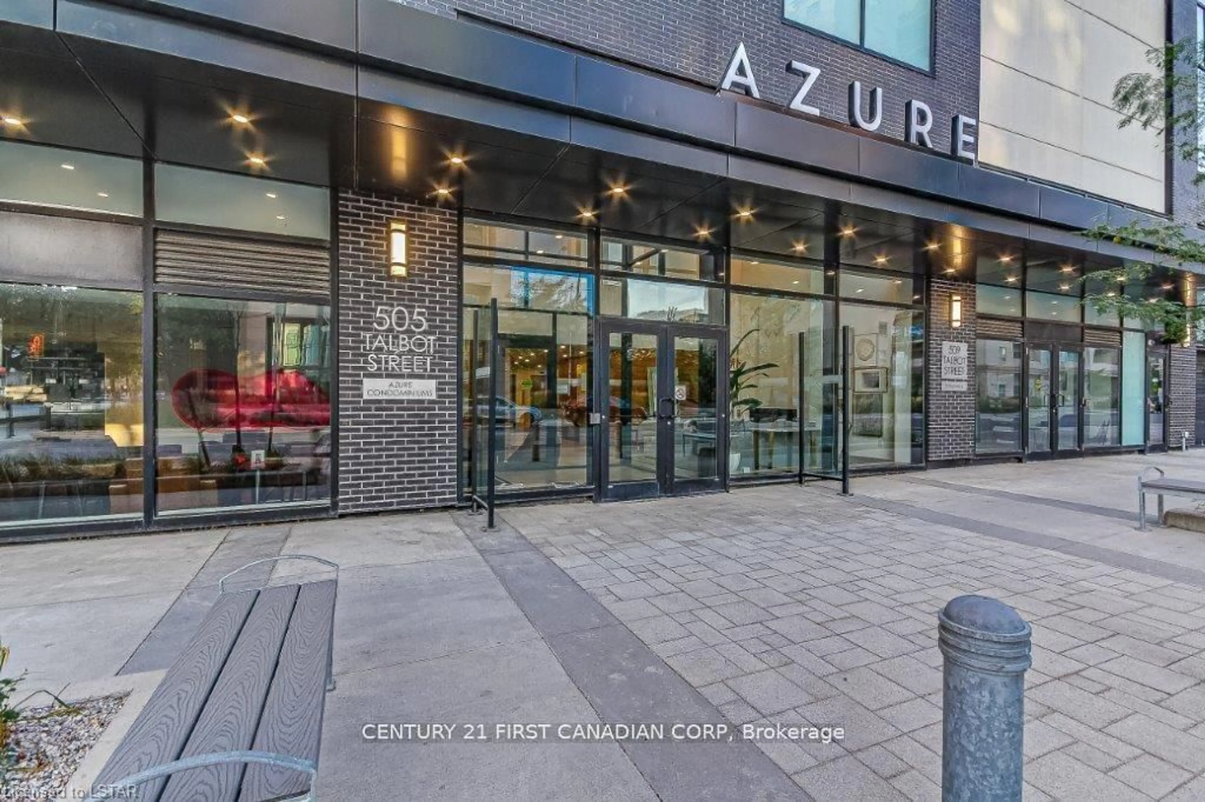 Indoor foyer for 505 Talbot St #709, London East Ontario N6A 2S6