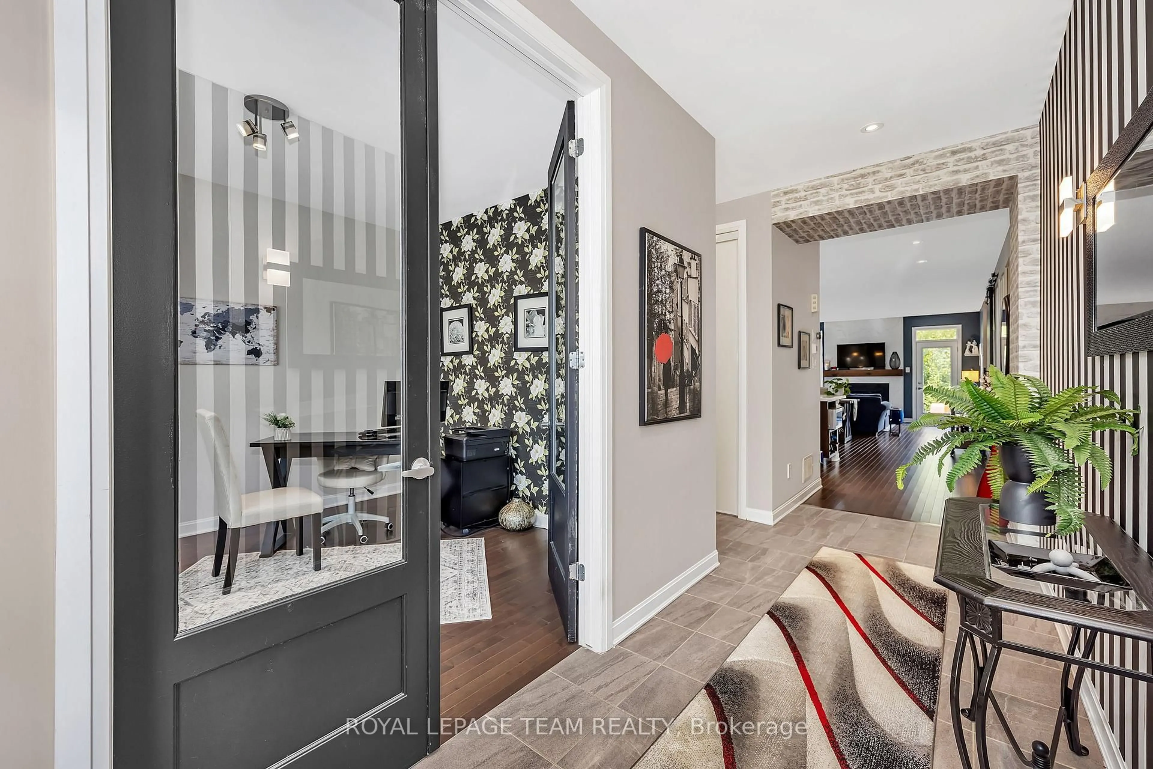 Indoor entryway for 3222 Harvester Cres, North Grenville Ontario K0G 1J0