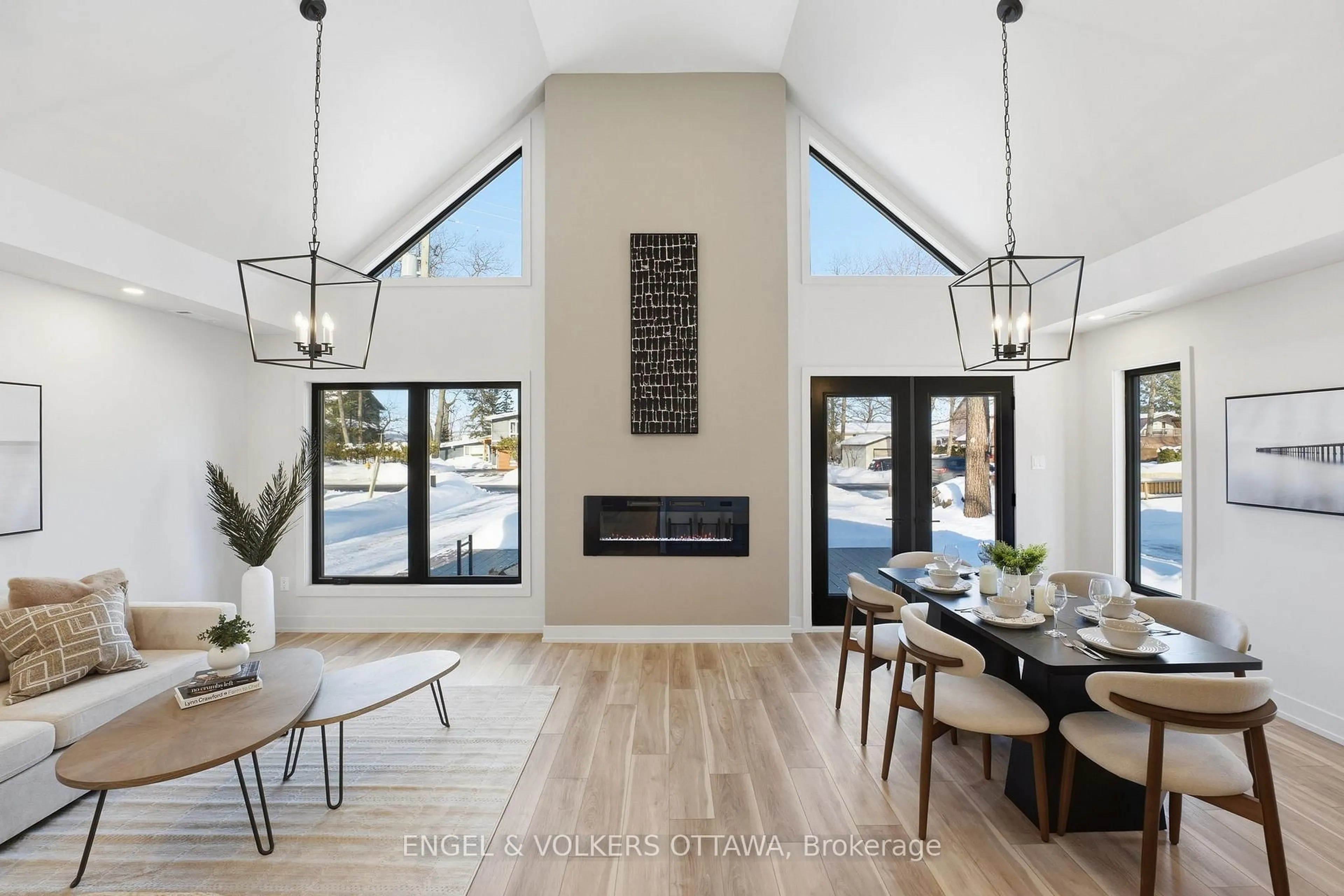 Unknown for 557 Bayview Dr, Ottawa Ontario K0A 3M0