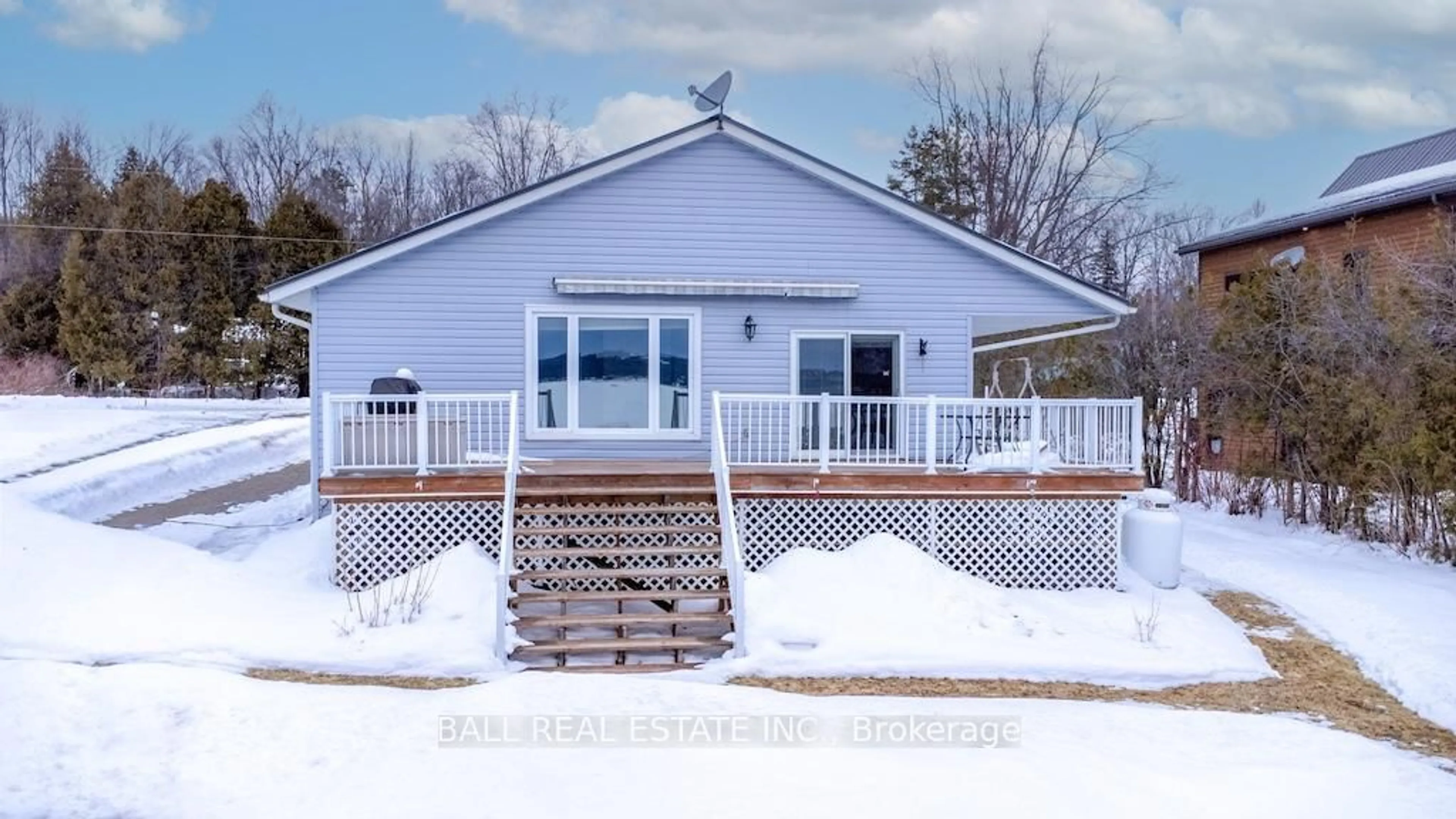 Home with vinyl exterior material, unknown for 689 North Shore Dr, Otonabee-South Monaghan Ontario K0L 1B0