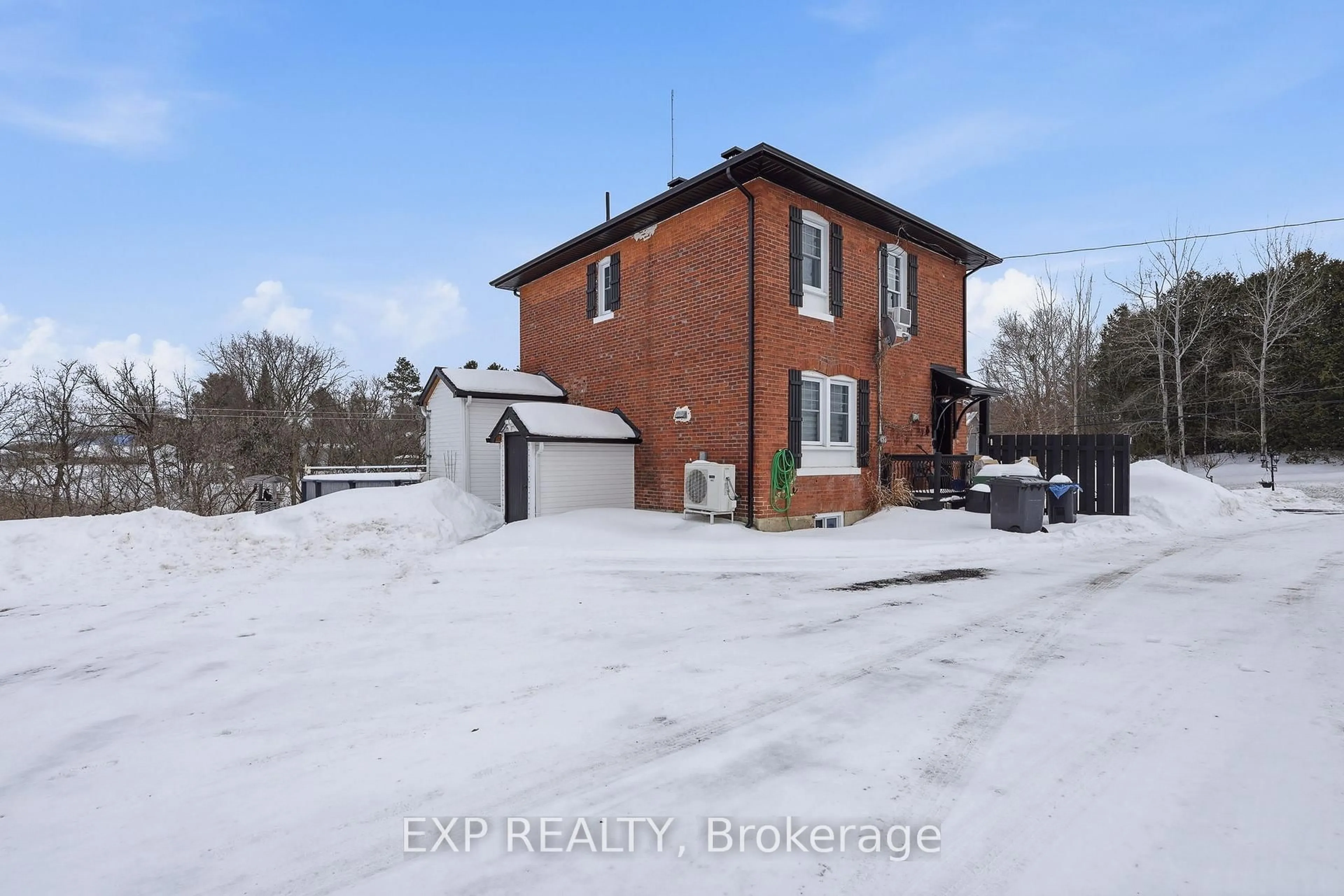 A pic from outside/outdoor area/front of a property/back of a property/a pic from drone, building for 5151 County 10 Rd, The Nation Ontario K0B 1G0