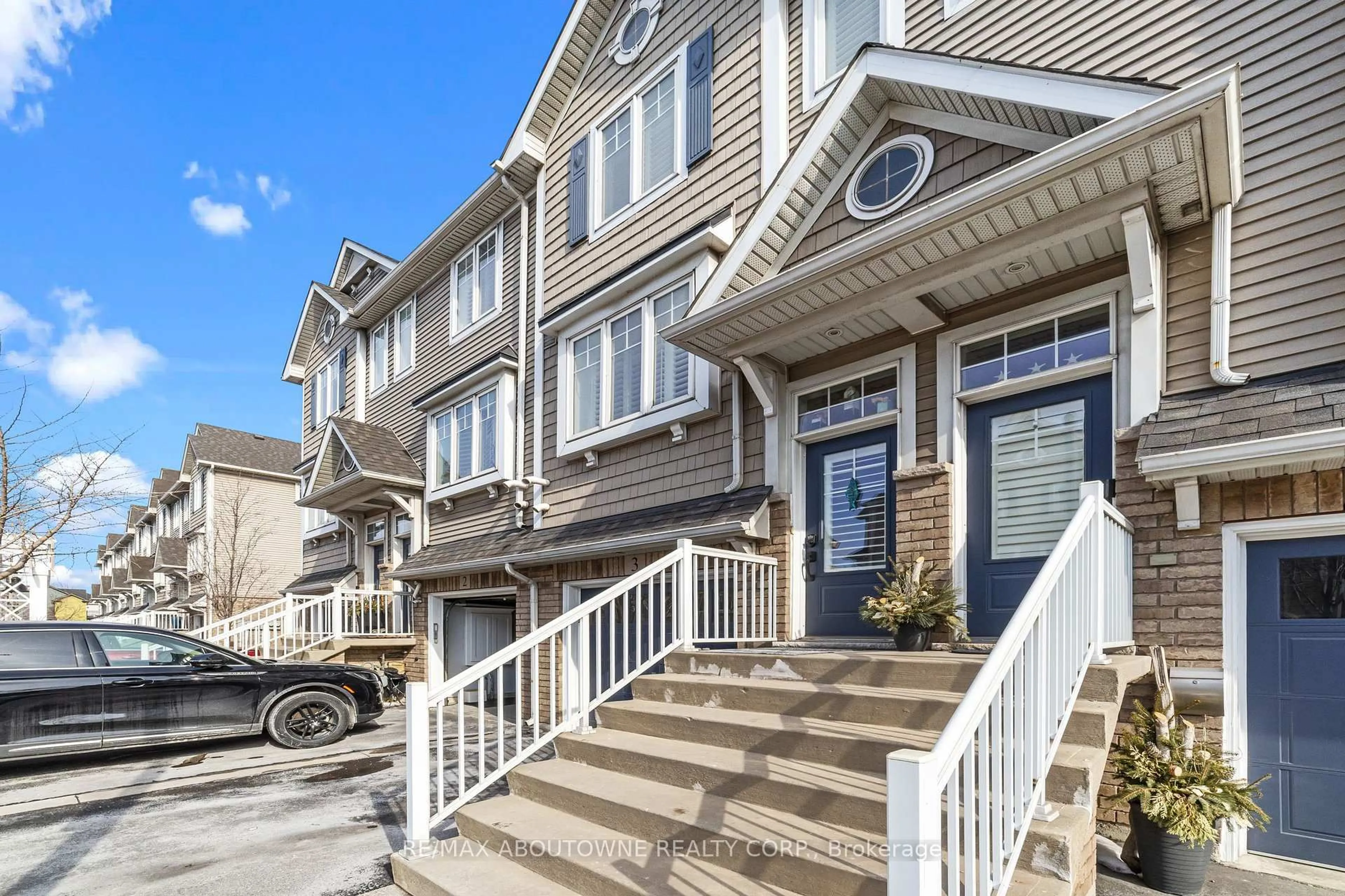 Unknown for 337 Beach Blvd ##3, Hamilton Ontario L8H 6W4