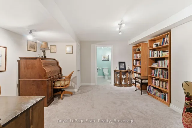 40 Wesleyan Crt #16, Hamilton 5
