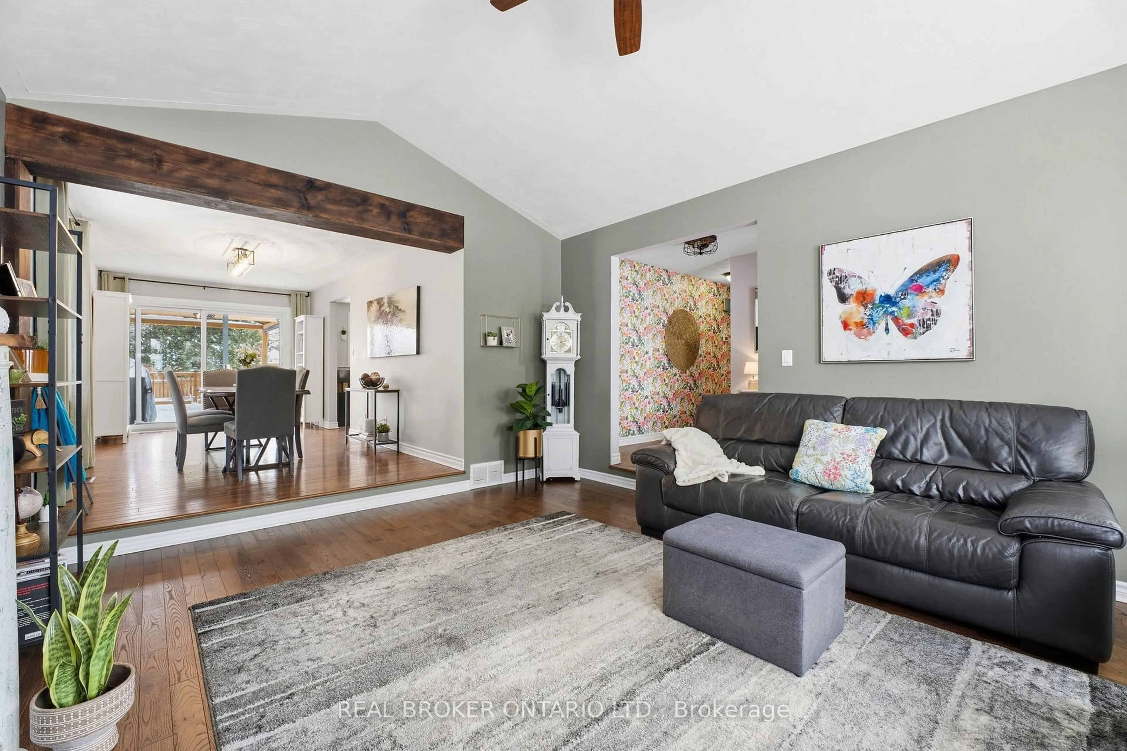 Living room with furniture, unknown for 270 Talbot St, Norfolk Ontario N0J 1E0