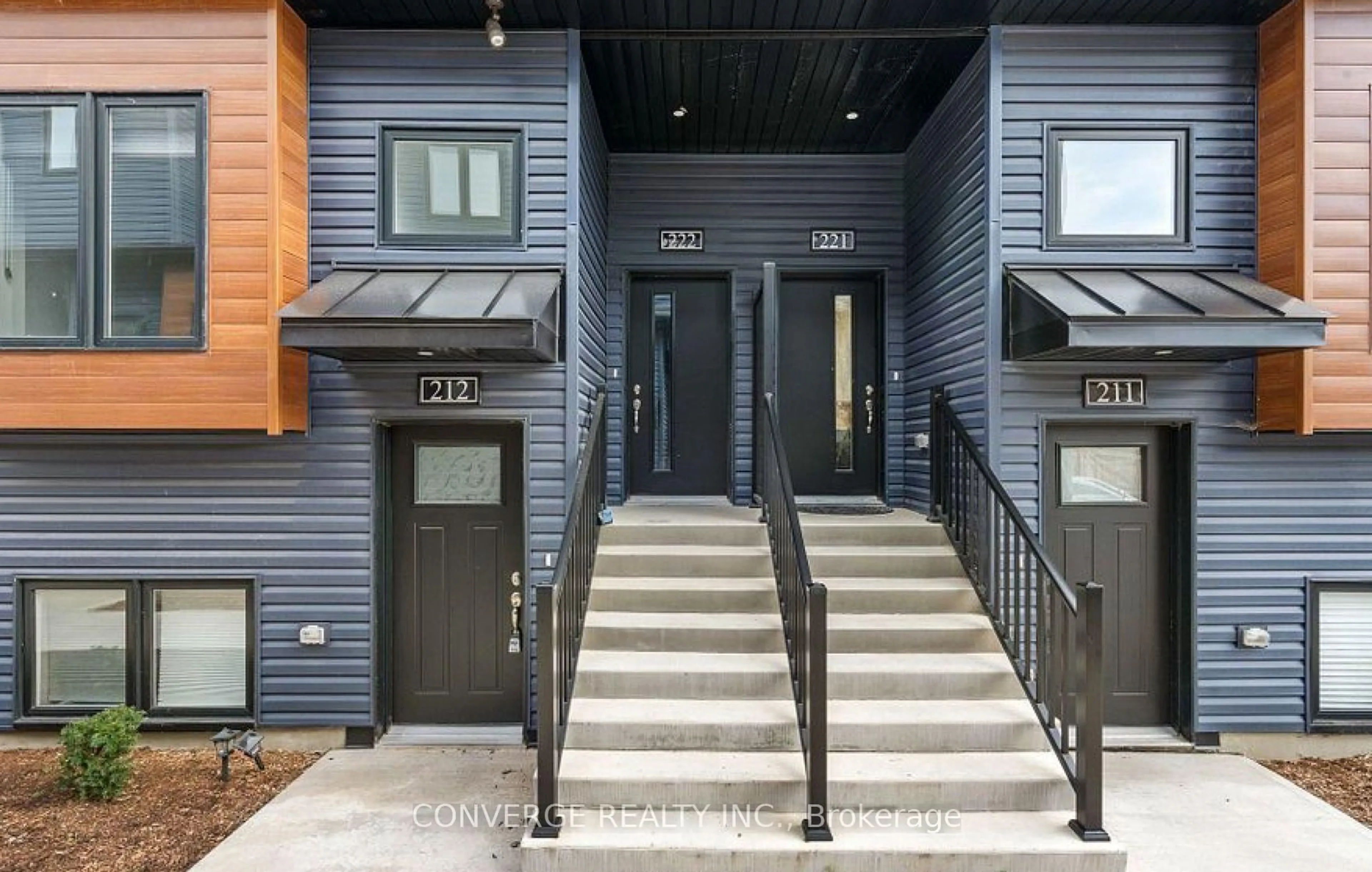 Indoor entryway for 781 Clare Ave #26, Welland Ontario L3C 0K1