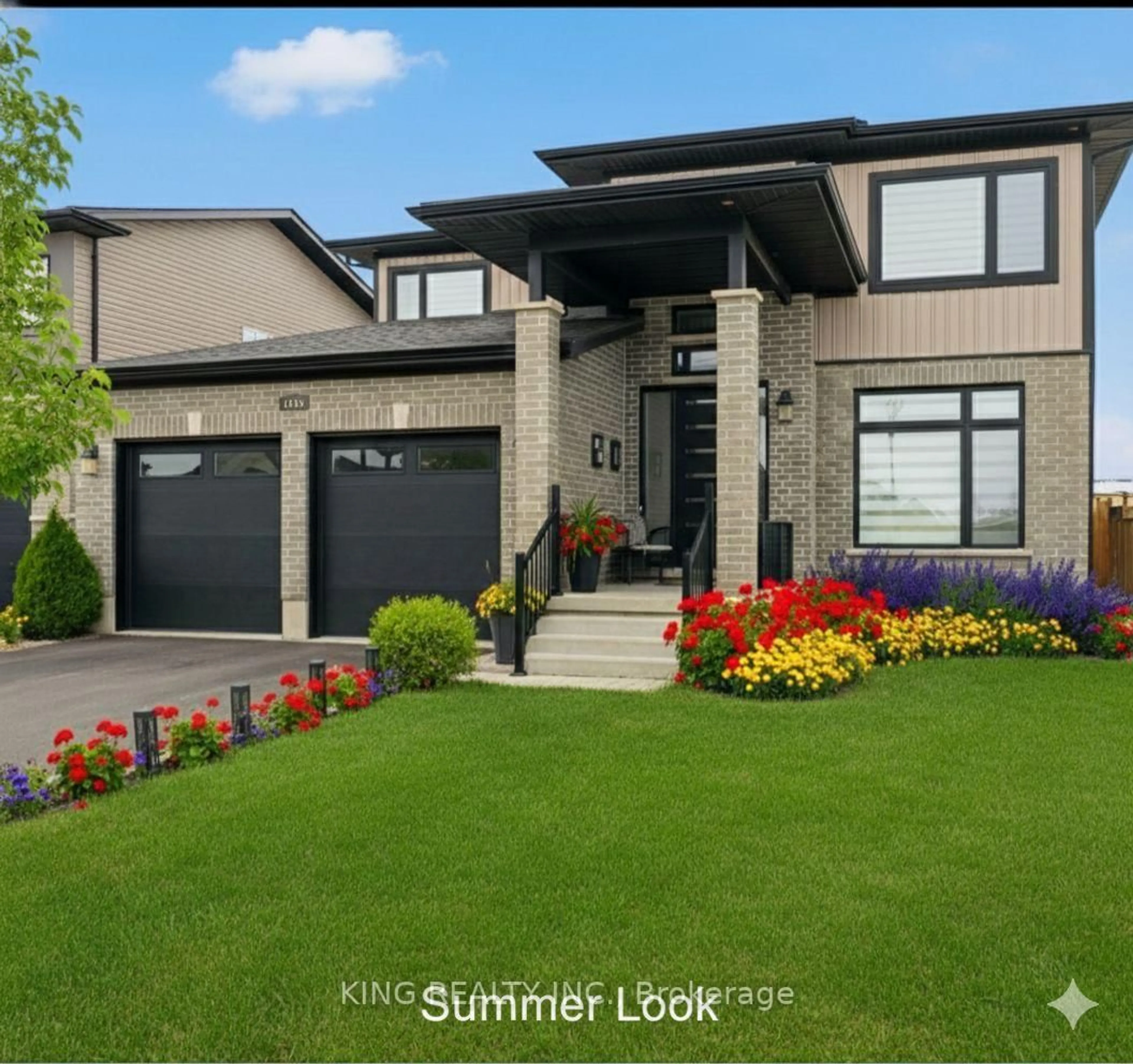 Home with vinyl exterior material, street for 1615 Sandridge Lane, London North Ontario N5X 0G5