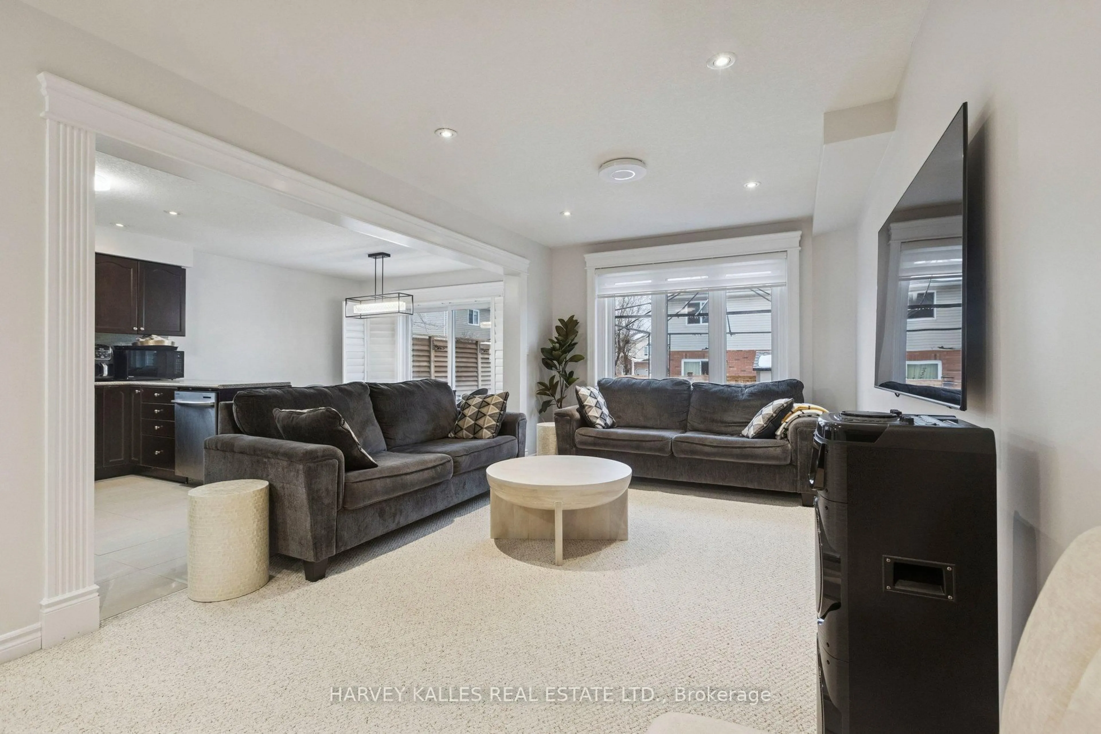 Living room with furniture, unknown for 409 Tealby Cres, Waterloo Ontario N2J 4Y8