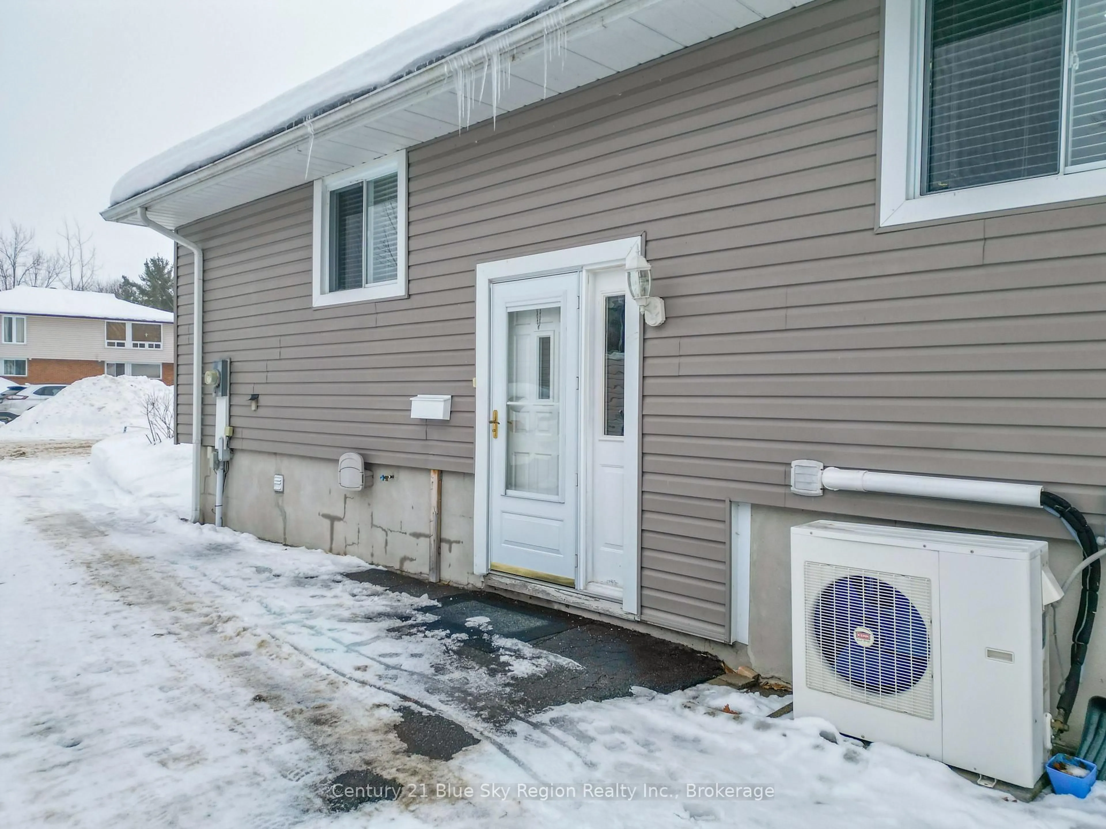 Unknown for 21 Rosedale Crt, North Bay Ontario P1A 3W1