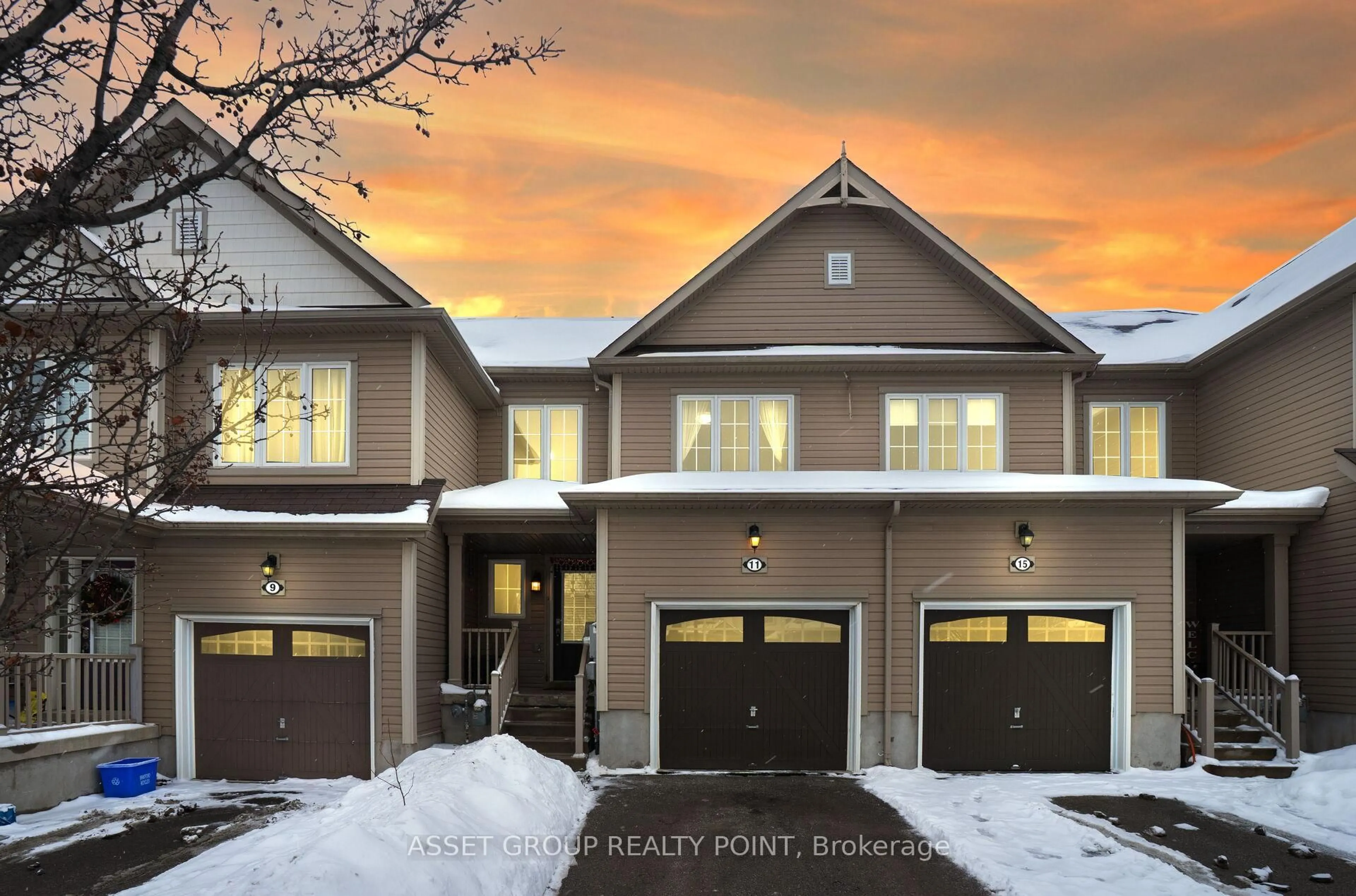 Unknown for 11 Dwyer Crt, Brantford Ontario N3T 0B7