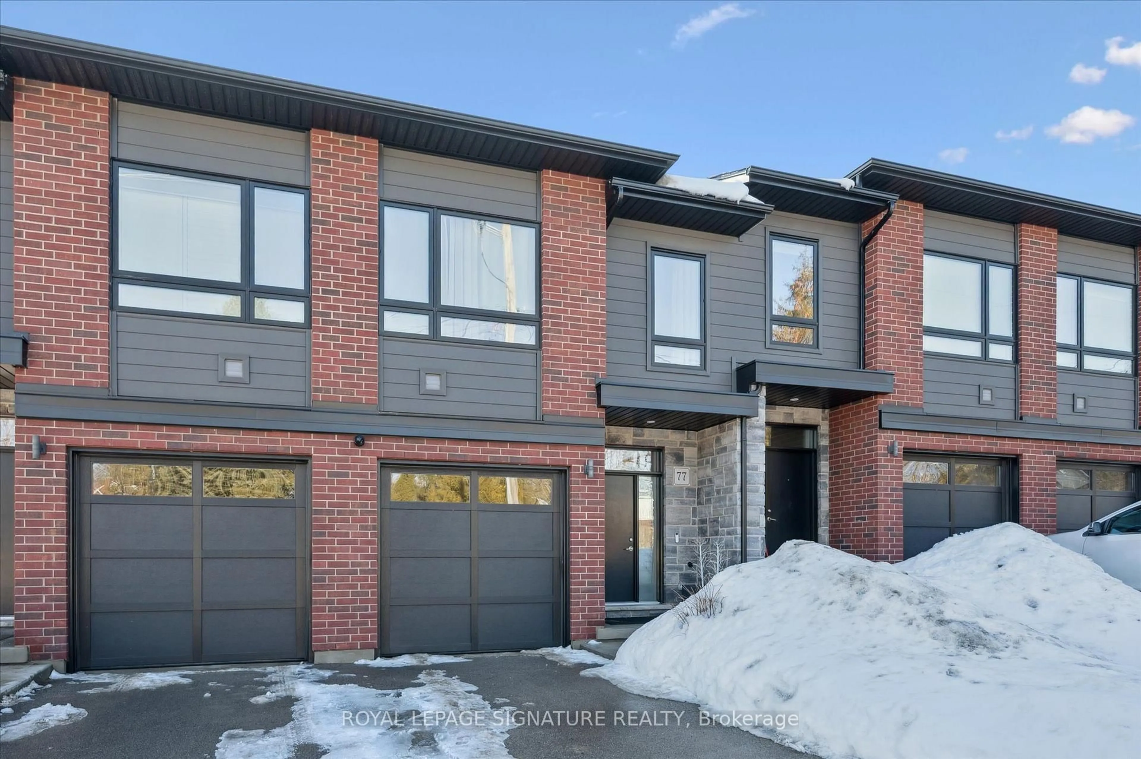 Home with brick exterior material, street for 77 Beechwood Ave, Guelph Ontario N1H 0B6