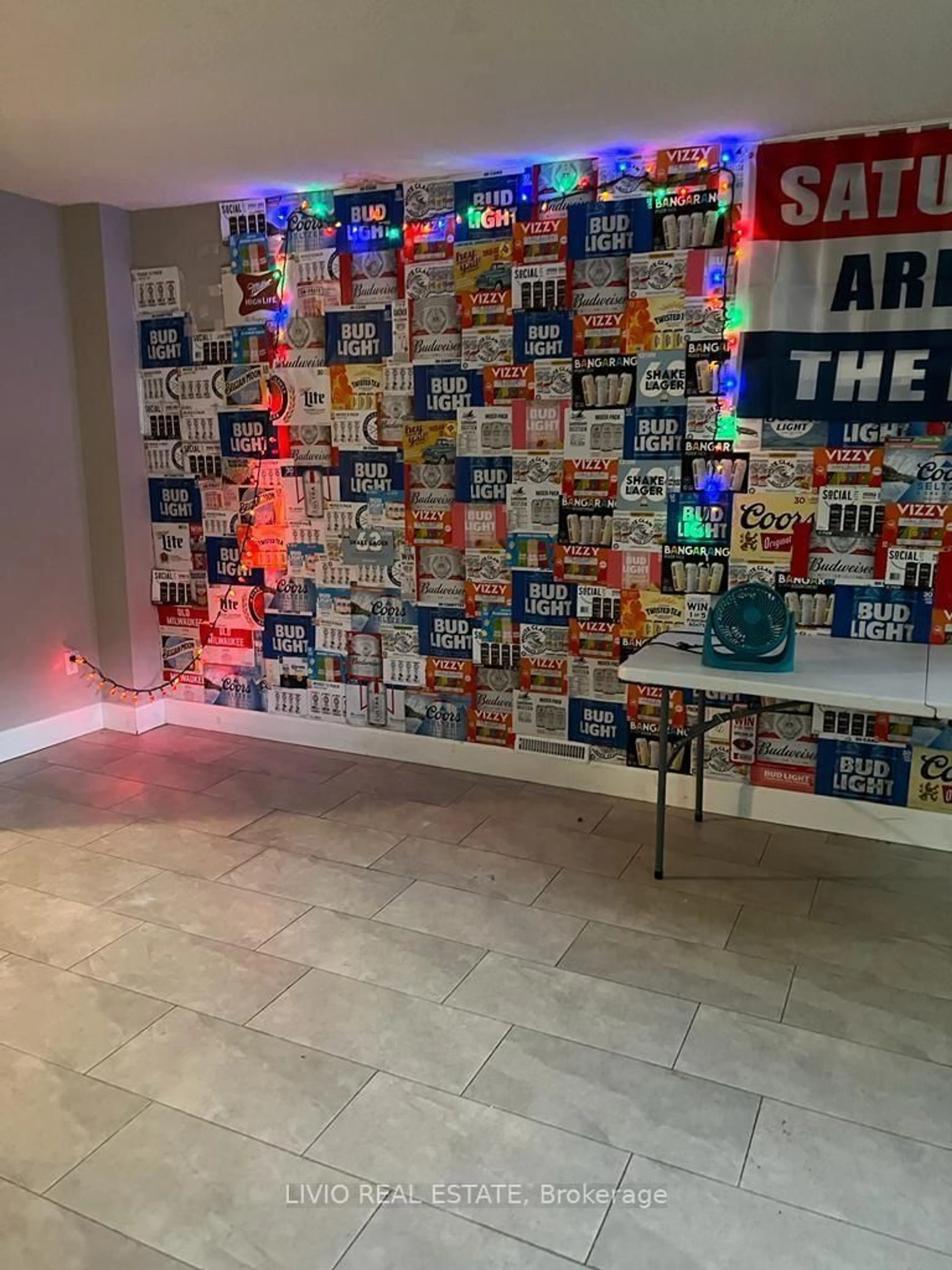 Unknown for 185 Thurman Circ, London East Ontario N5V 4Z1