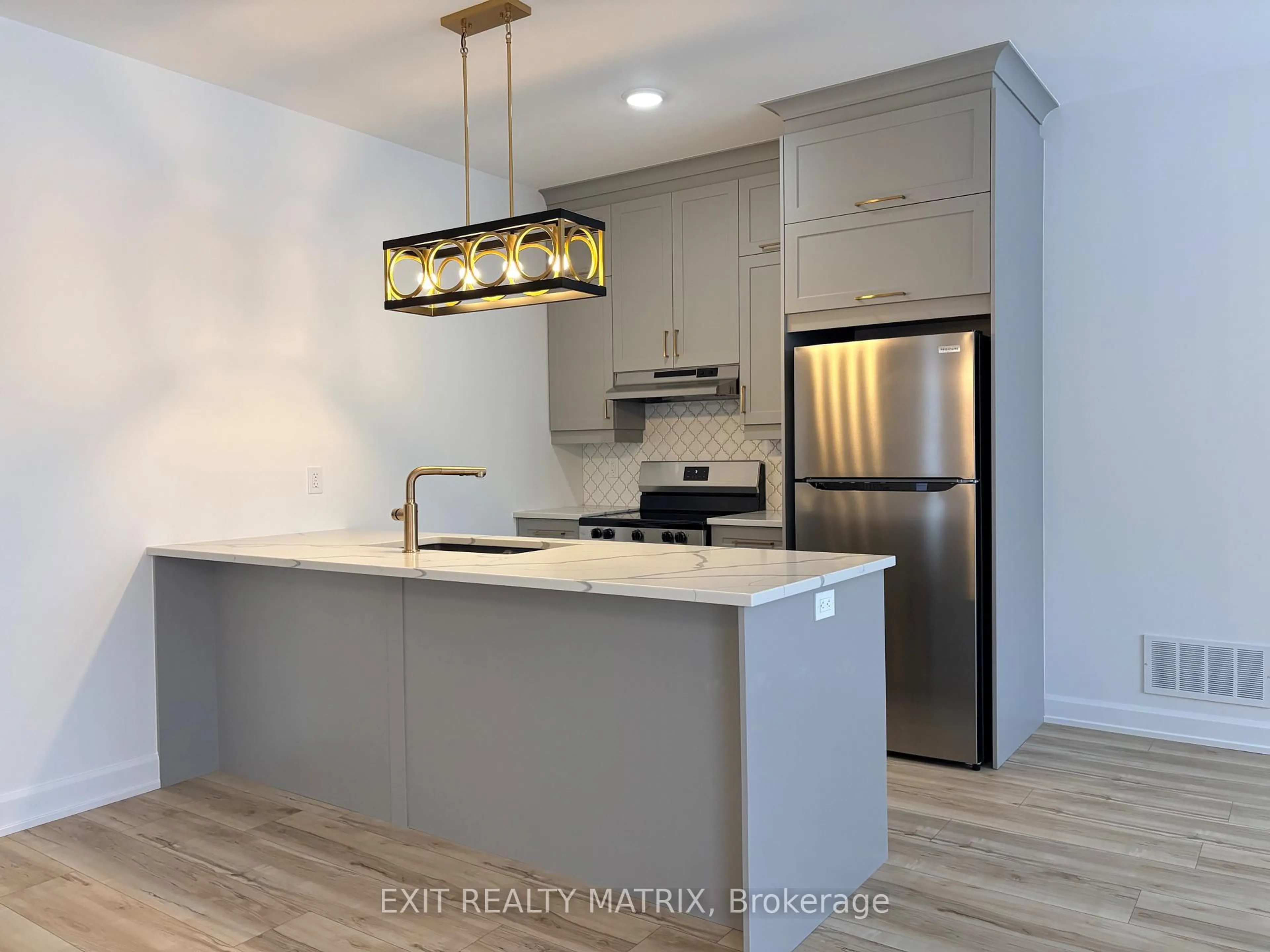 Open concept kitchen, unknown for 148 Elizabeth Dr, North Dundas Ontario K0C 1H0