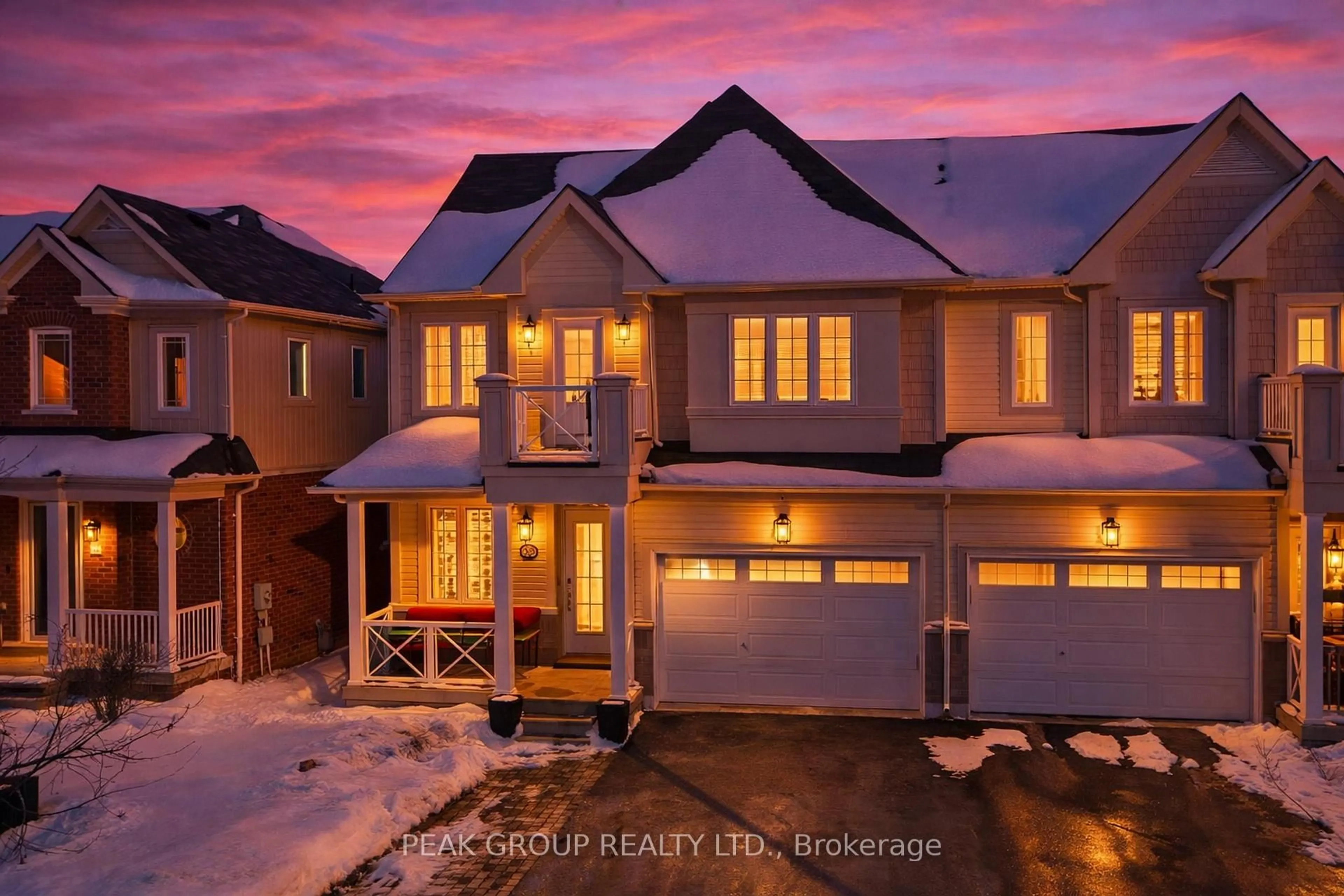 A pic from outside/outdoor area/front of a property/back of a property/a pic from drone, street for 53 DOMINION Cres, Niagara-on-the-Lake Ontario L0S 1J1