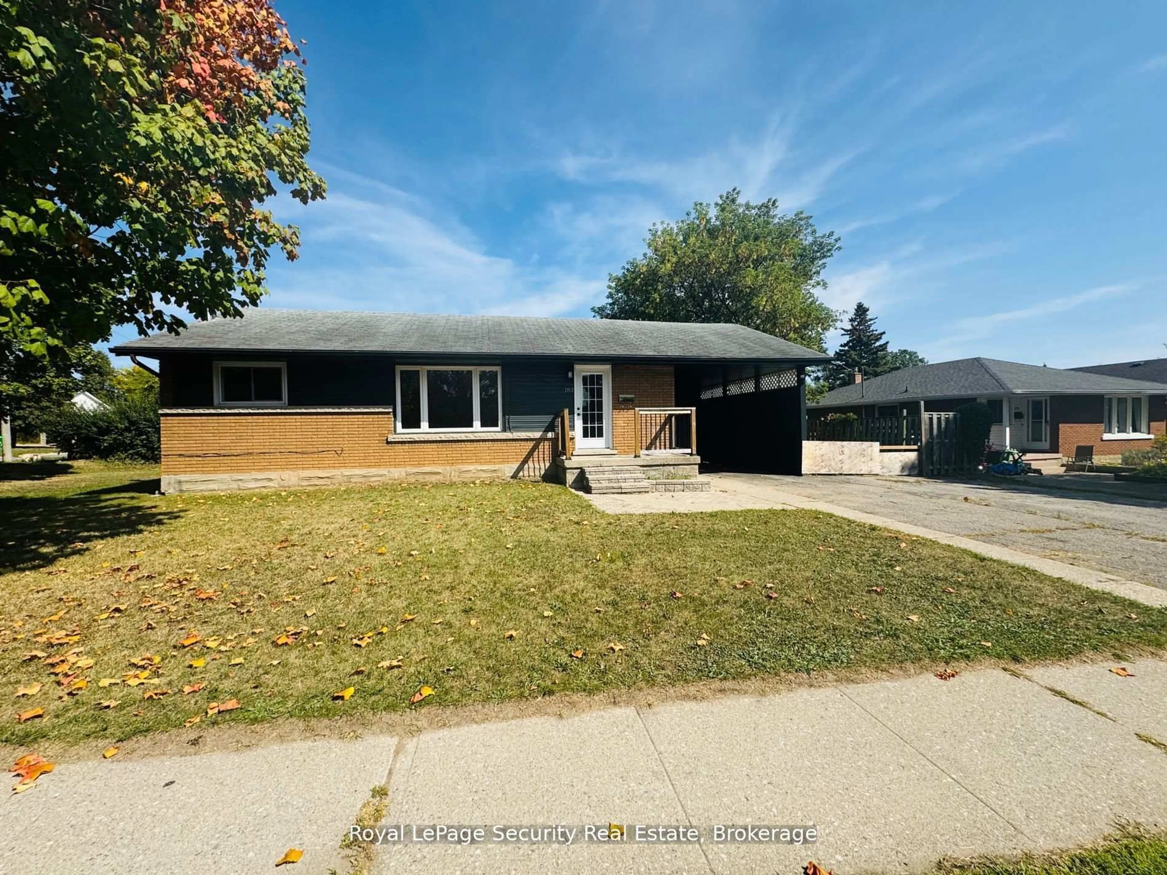 Home with vinyl exterior material, street for 183 Sekura St, Cambridge Ontario N1R 3R2