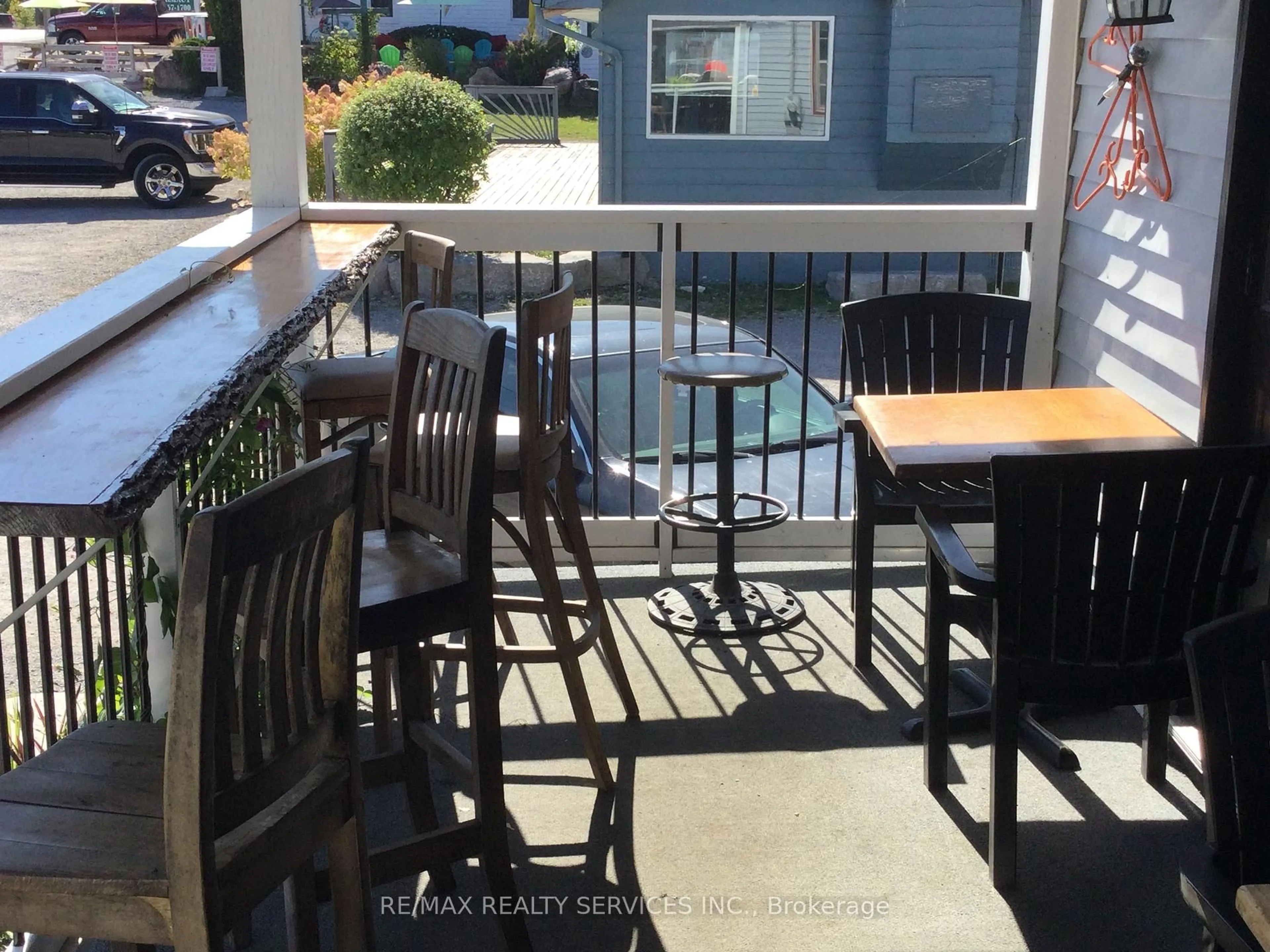 Patio, street for 1925 Lakehurst Rd, Trent Lakes Ontario K9J 6X2