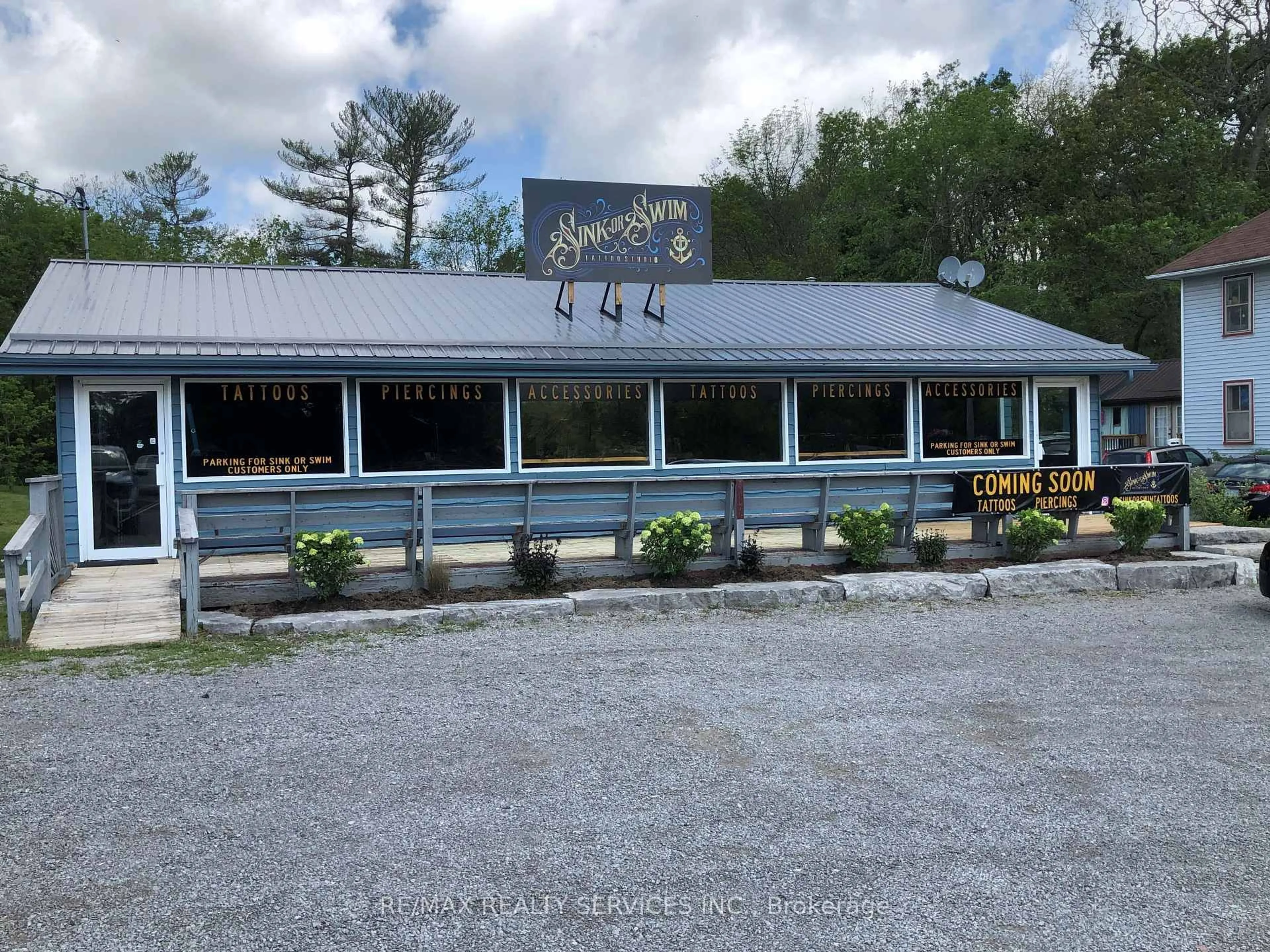 Patio, mountain view for 1919 Lakehurst Rd, Trent Lakes Ontario K0L 1J0