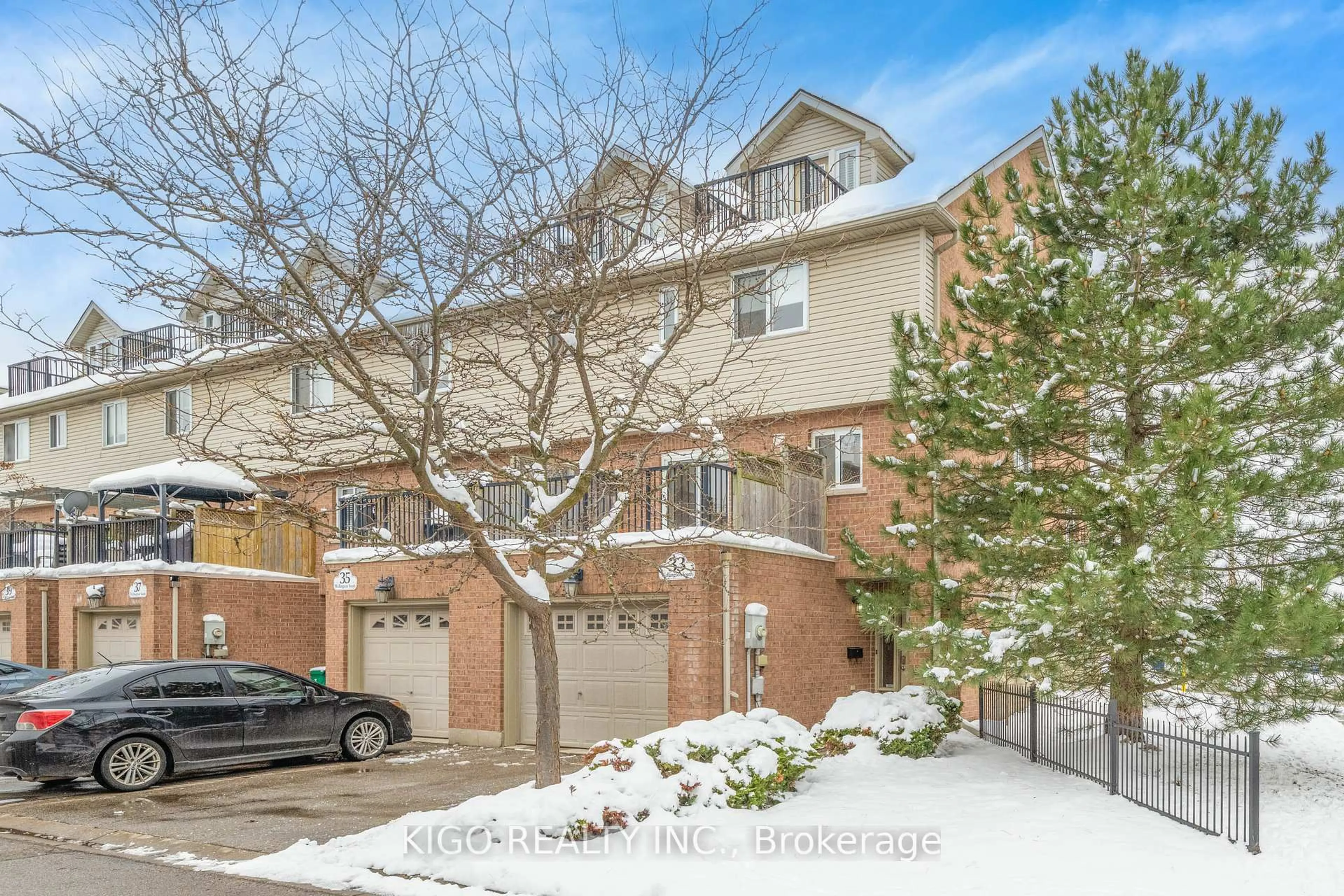 Unknown for 33 Wellington St, Cambridge Ontario N1R 8N4