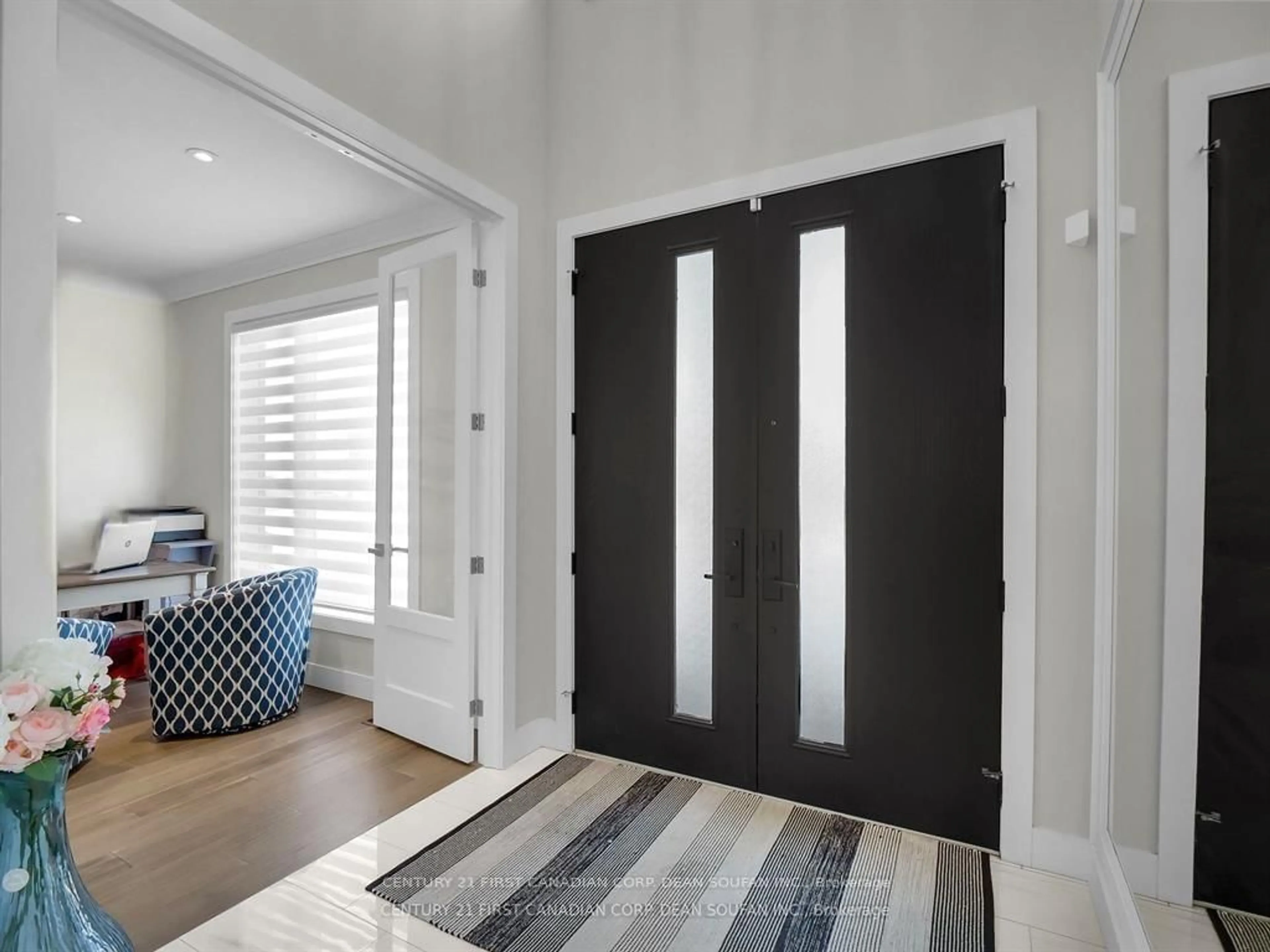 Indoor entryway for 3475 Brushland Cres, London South Ontario N6P 0H2