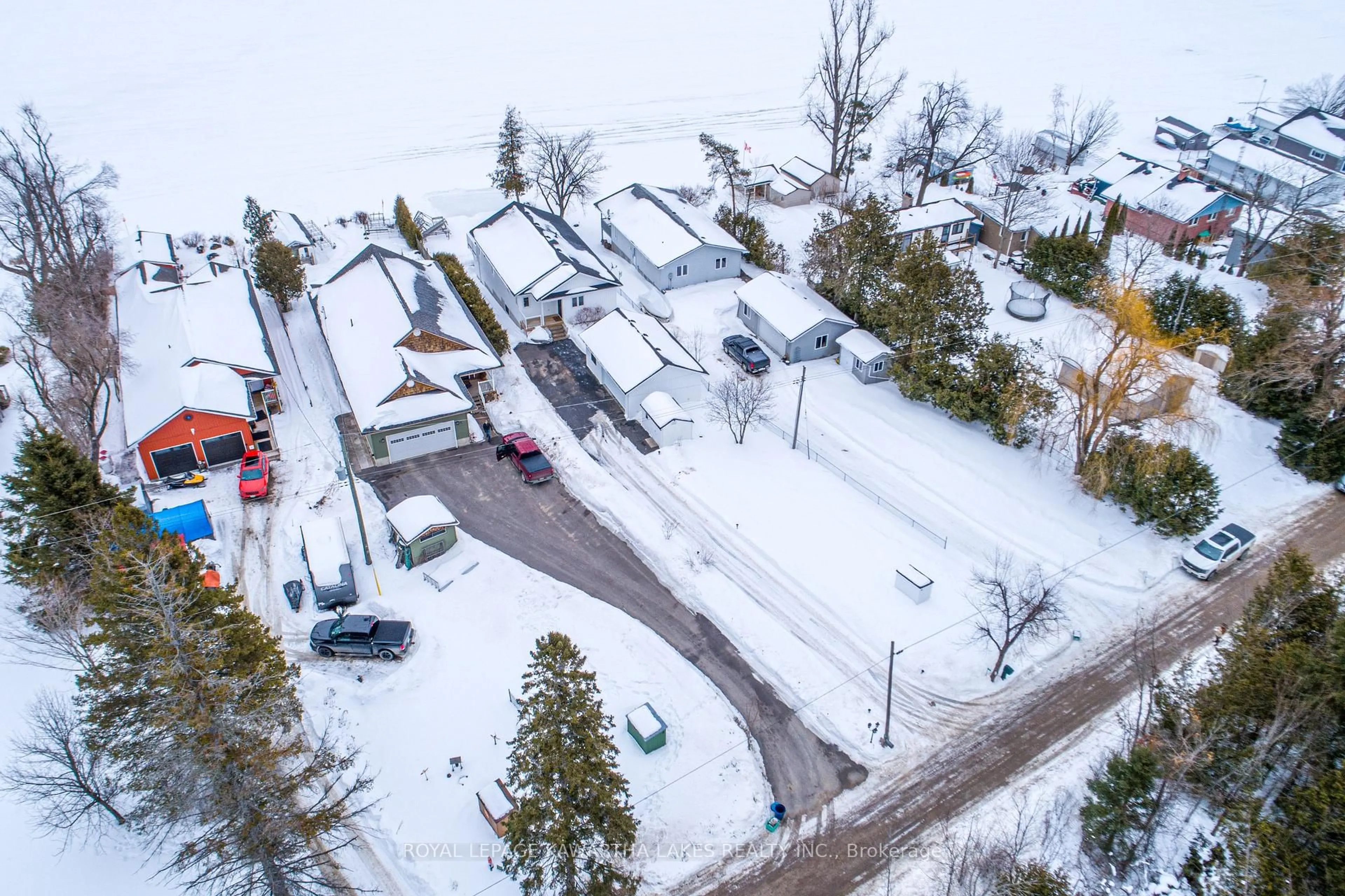 A pic from outside/outdoor area/front of a property/back of a property/a pic from drone, street for 57 Admiral Dr, Kawartha Lakes Ontario K0M 1G0