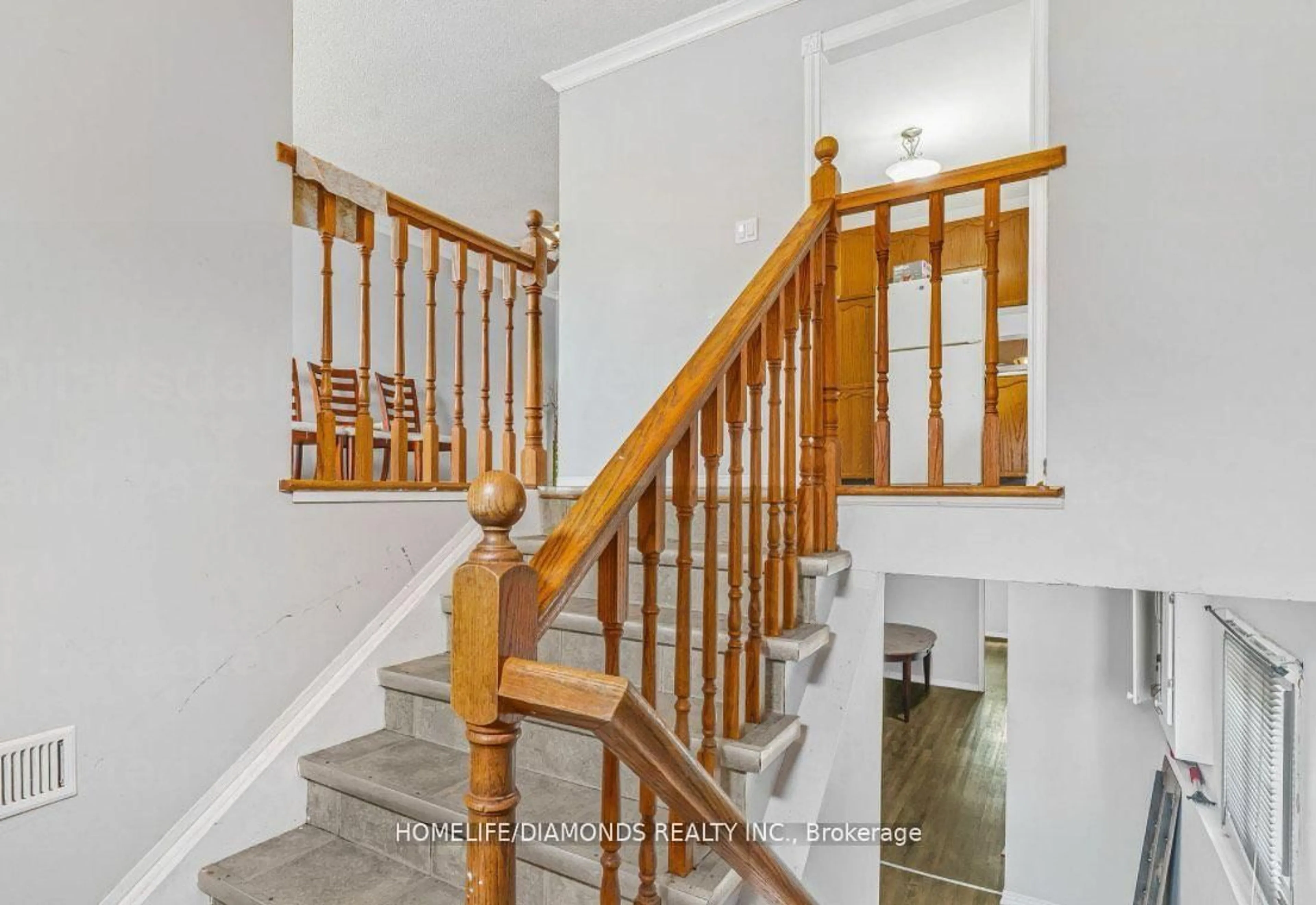 Unknown for 37 Briarsdale Cres, Welland Ontario L3C 6S8