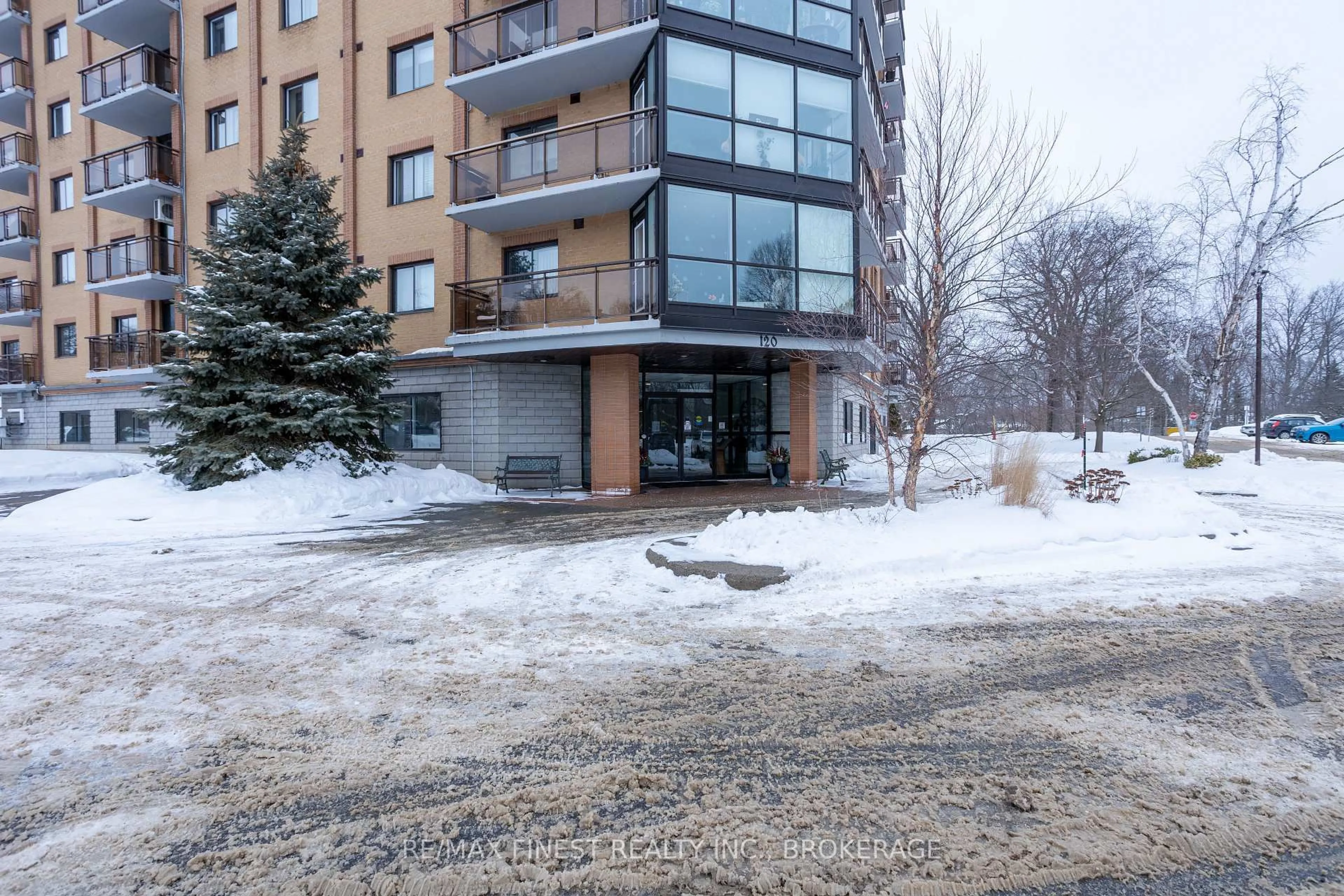 Unknown for 120 Barrett Crt #508, Kingston Ontario K7L 5H6