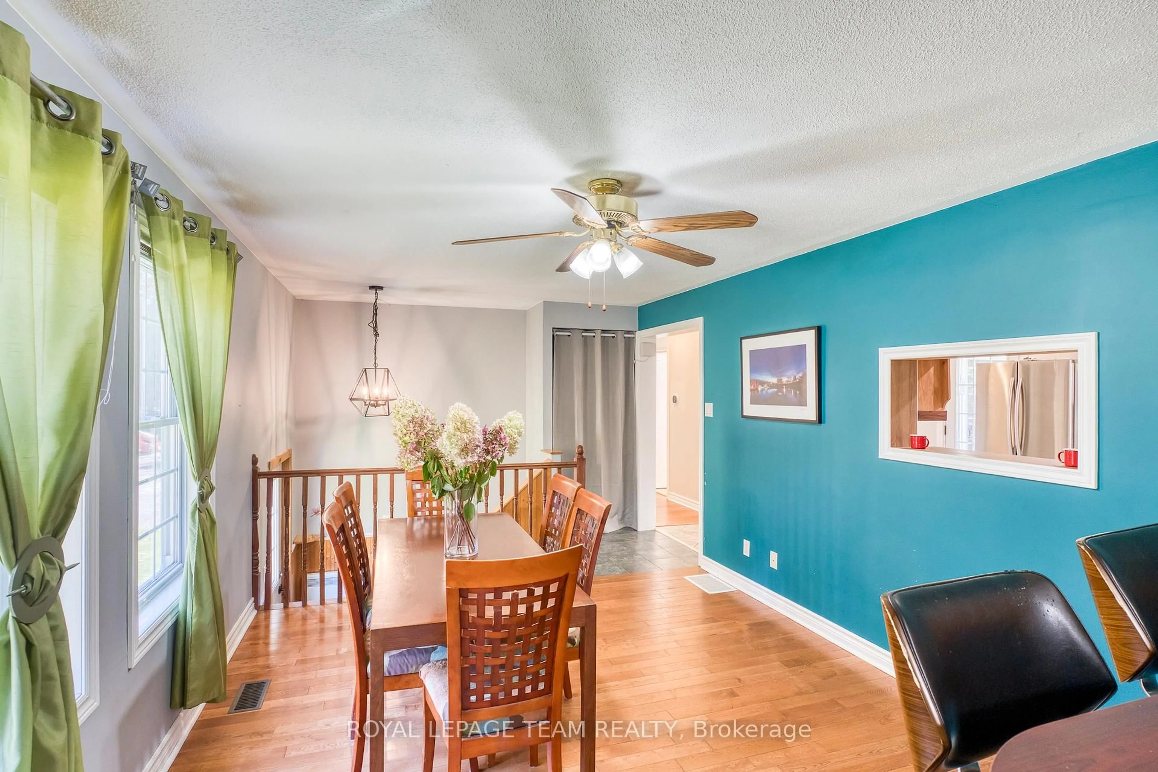 Dining room, wood/laminate floor for 2819 Lanark 8c Concession, Clayton Ontario K0A 1P0