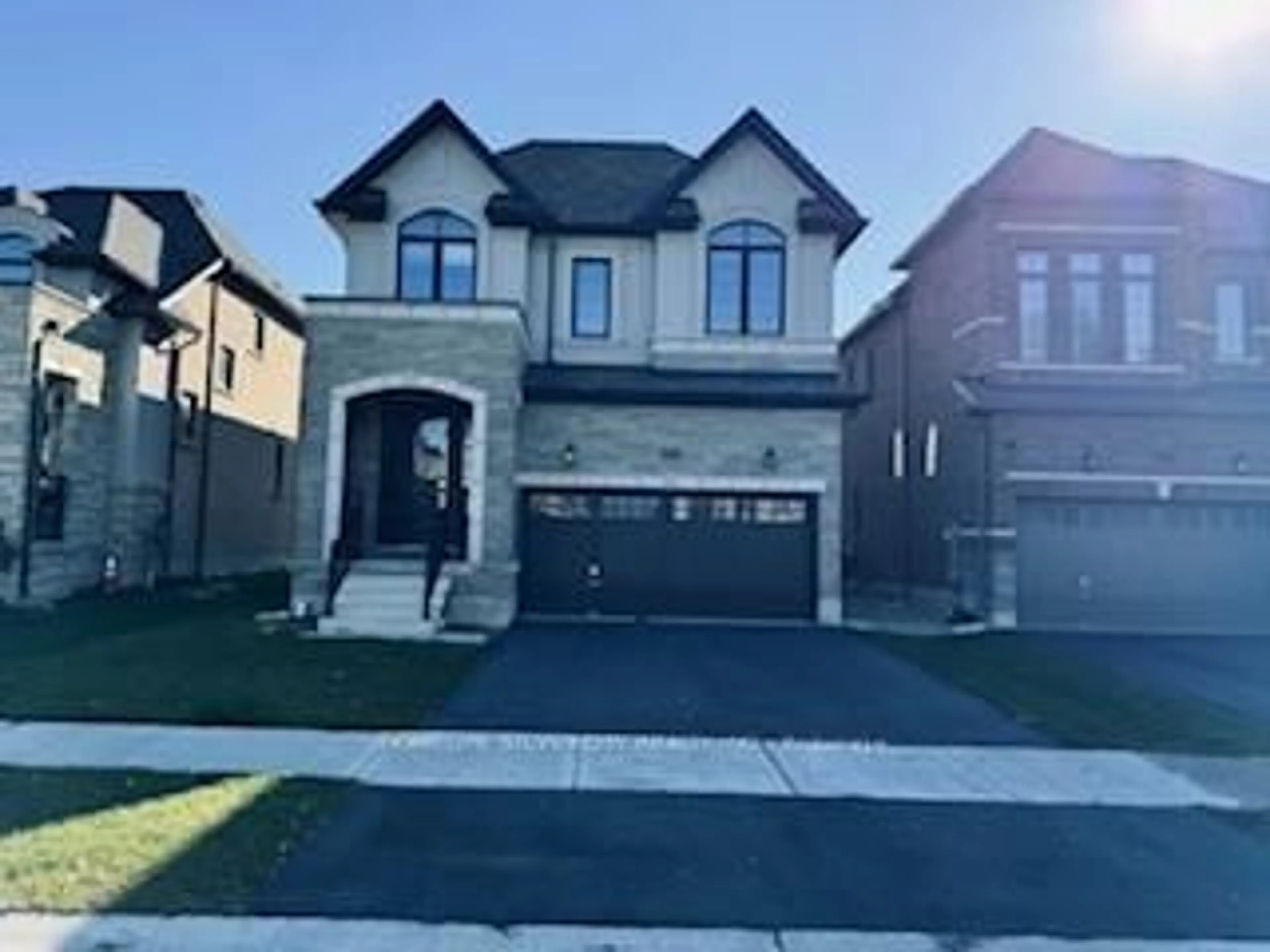 Home with brick exterior material, street for 518 Thompson St, Woodstock Ontario N4T 0L5