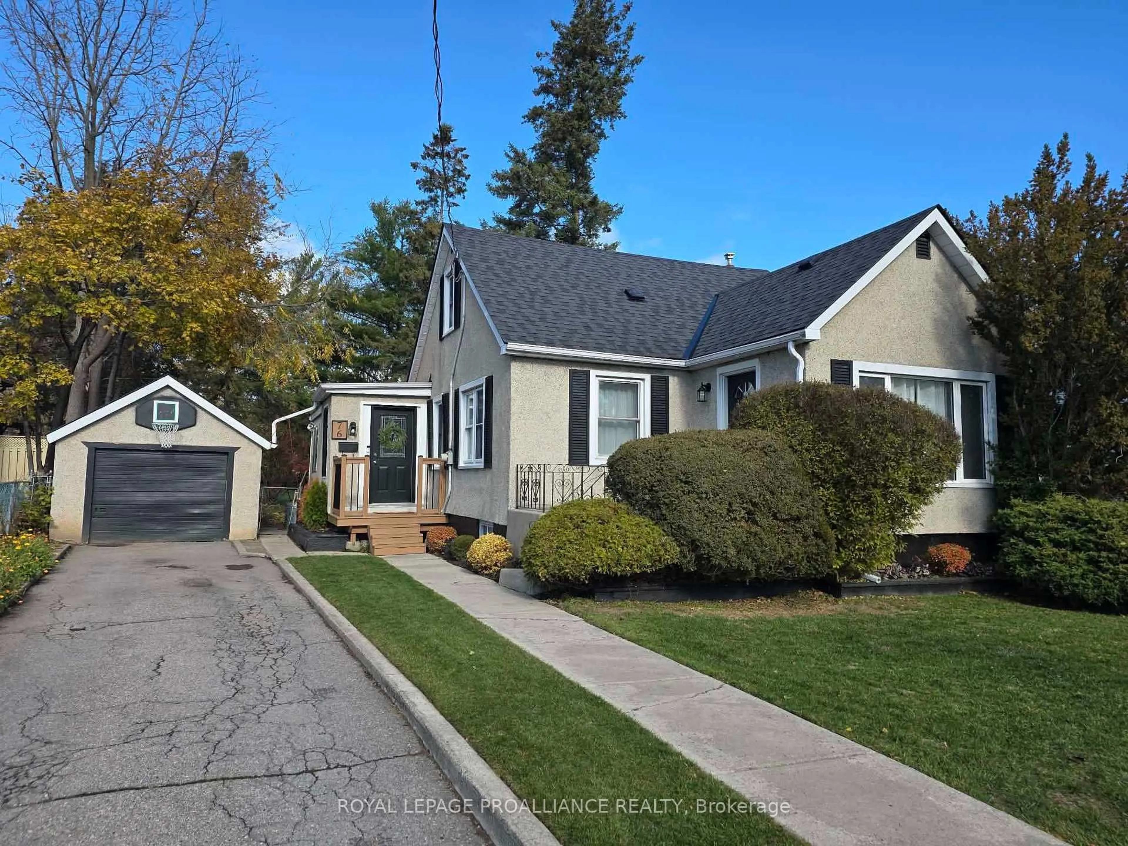 Home with vinyl exterior material, street for 76 Benjamin St, Belleville Ontario K8P 1P9