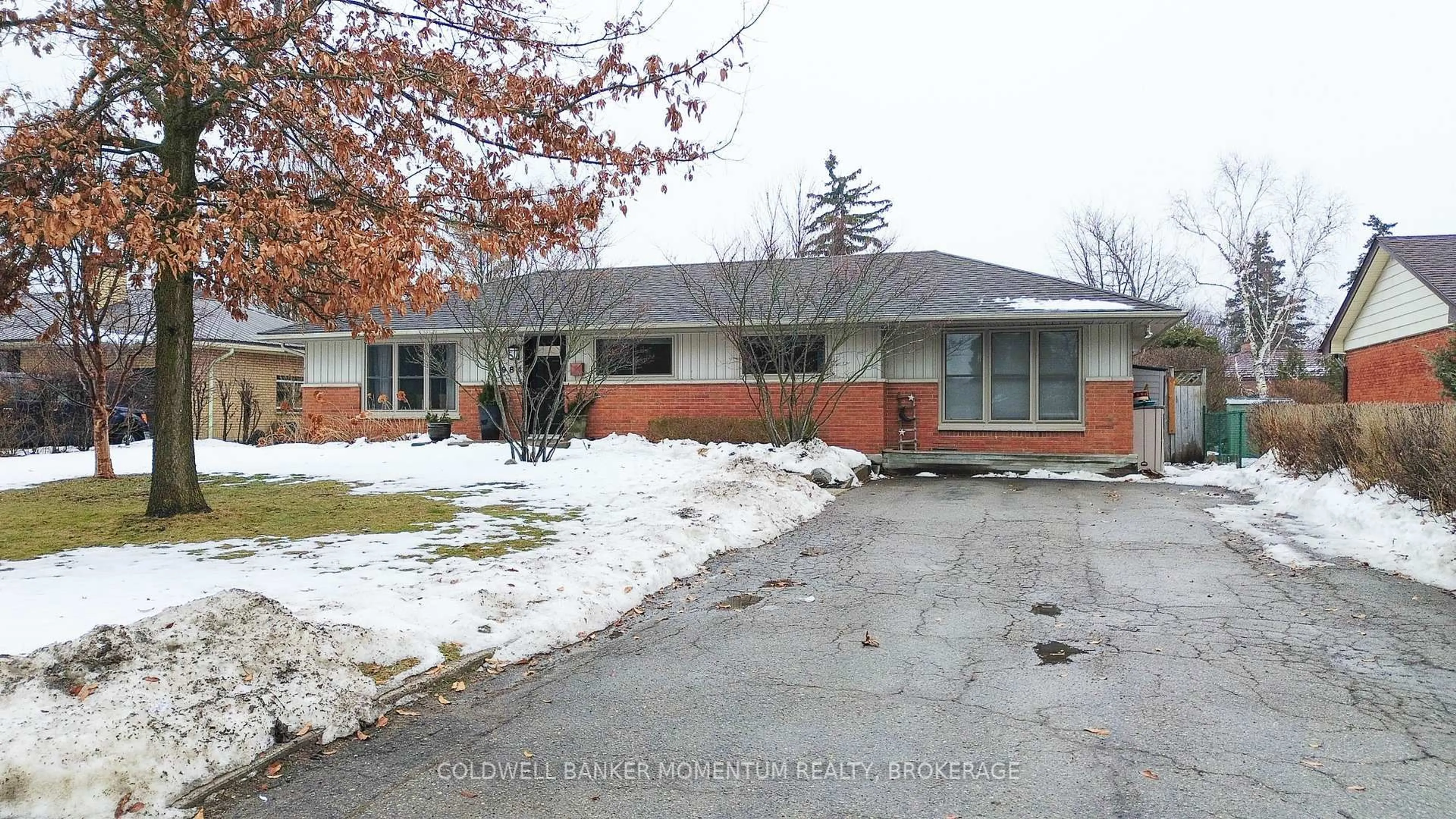 Home with brick exterior material, street for 984 Plantation Rd, London North Ontario N6H 2Y4
