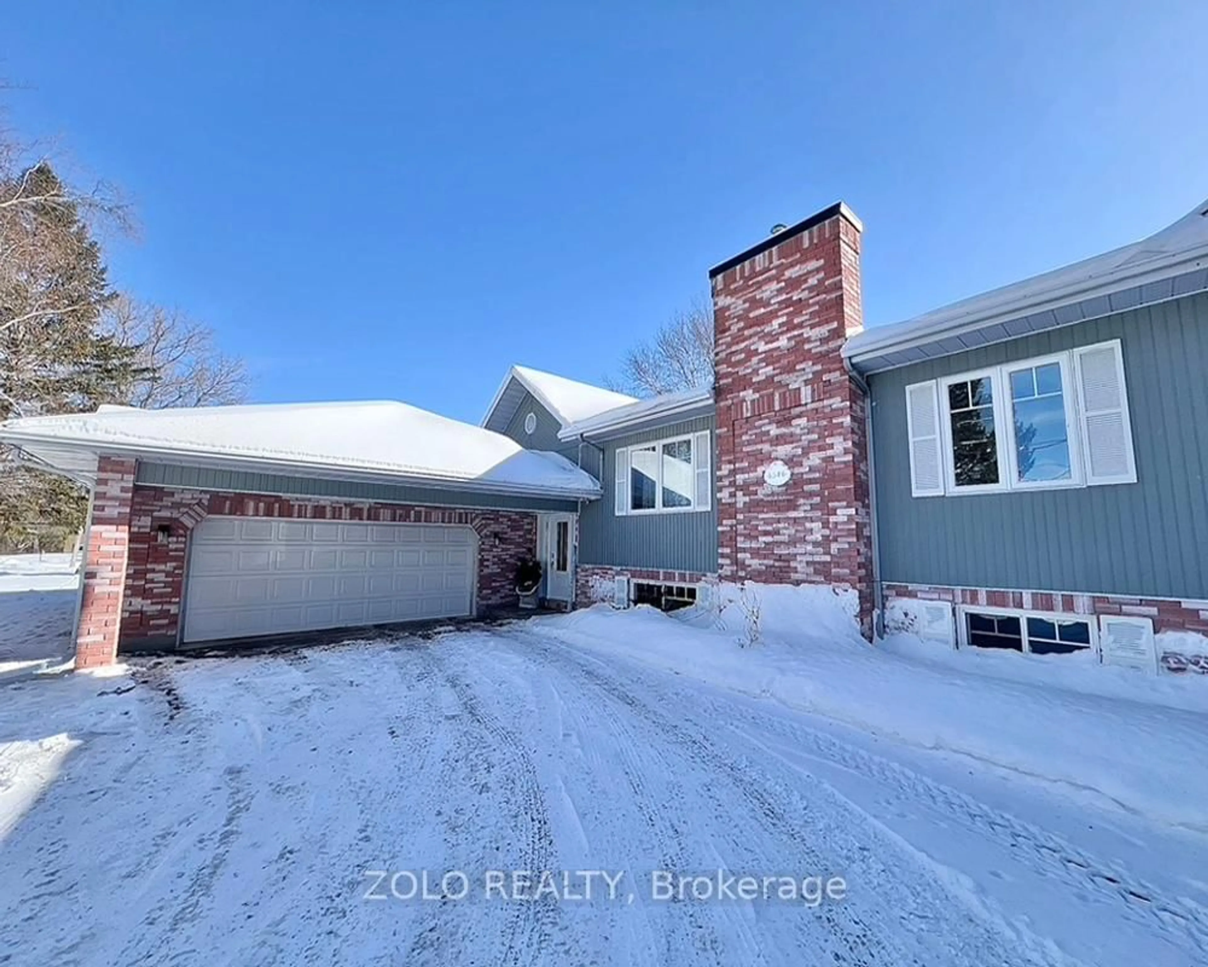 A pic from outside/outdoor area/front of a property/back of a property/a pic from drone, street for 6546 Clifford Ave, South Glengarry Ontario K6H 7H9