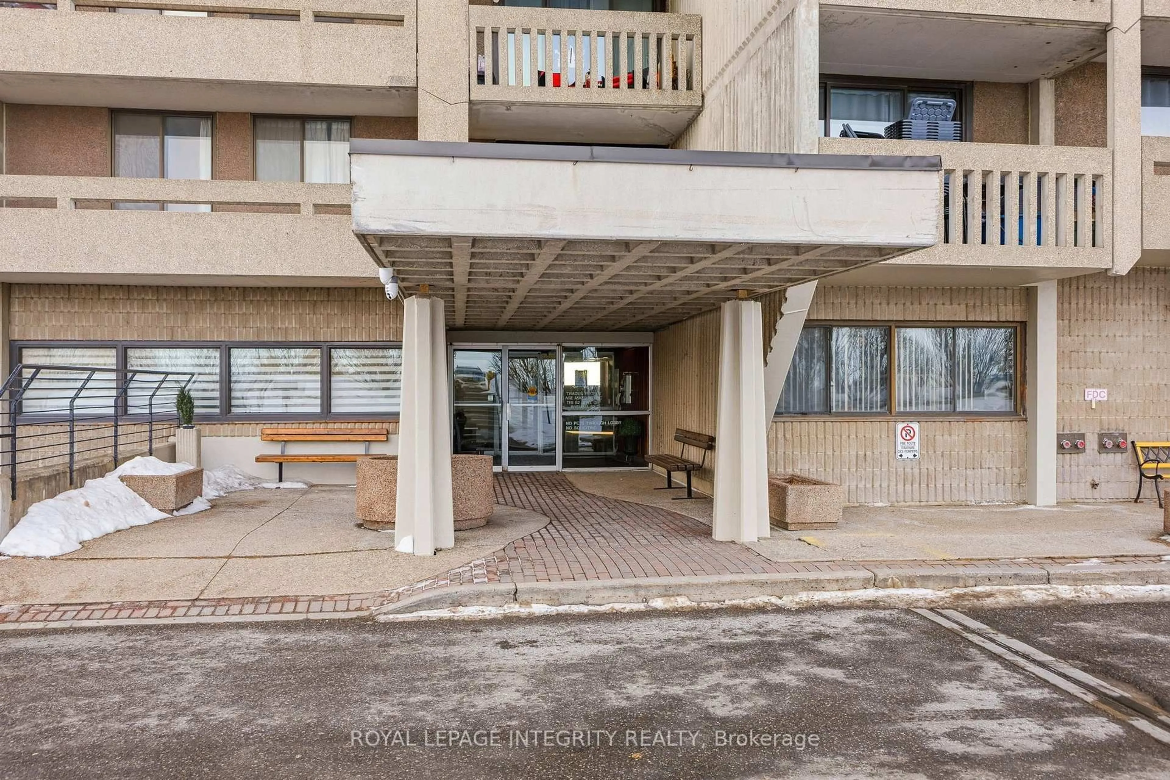 Unknown for 415 Greenview Ave #510, Ottawa Ontario K2B 8G5