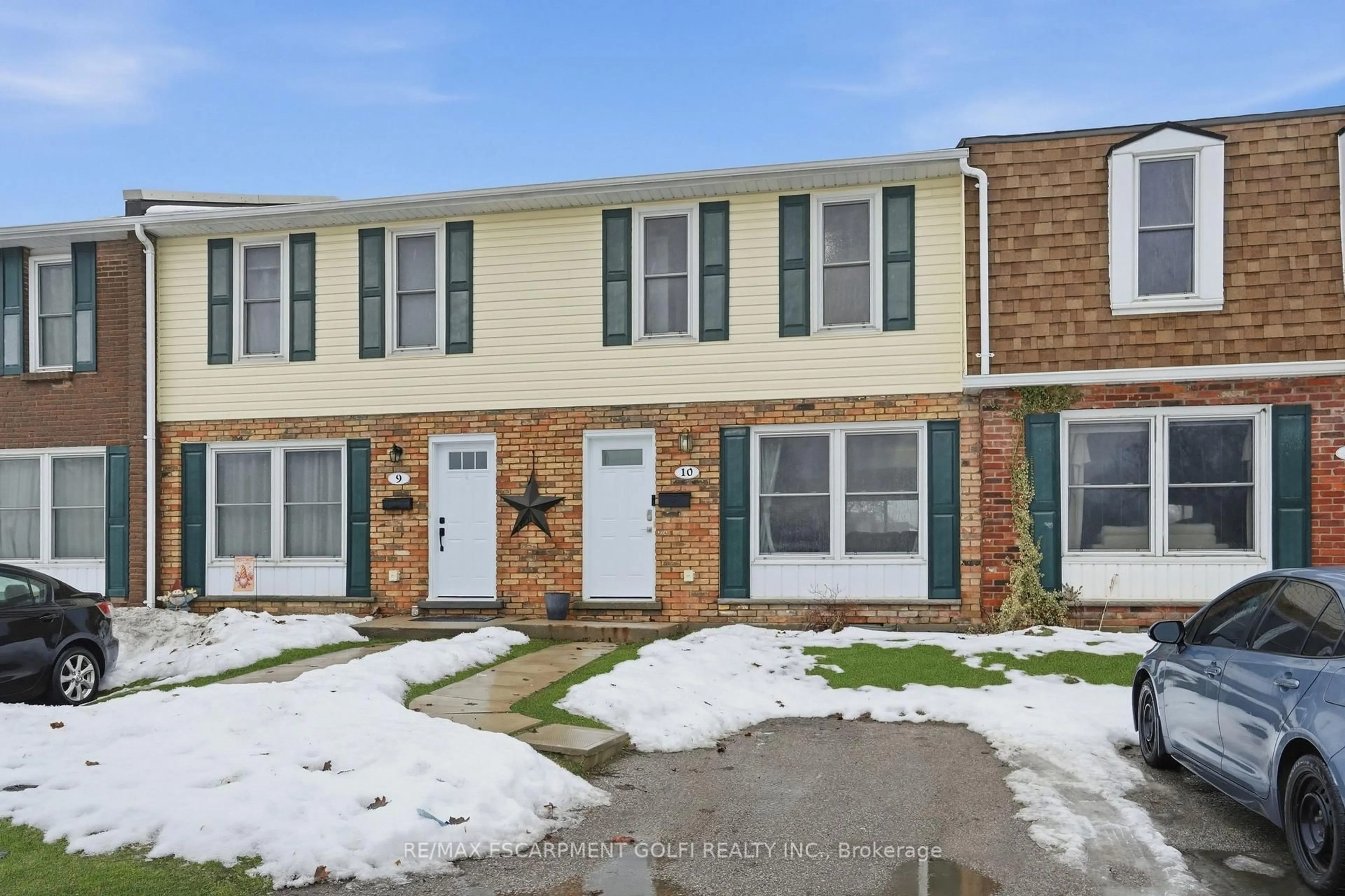 Unknown for 596 Grey St #10, Brantford Ontario N3S 4Y1