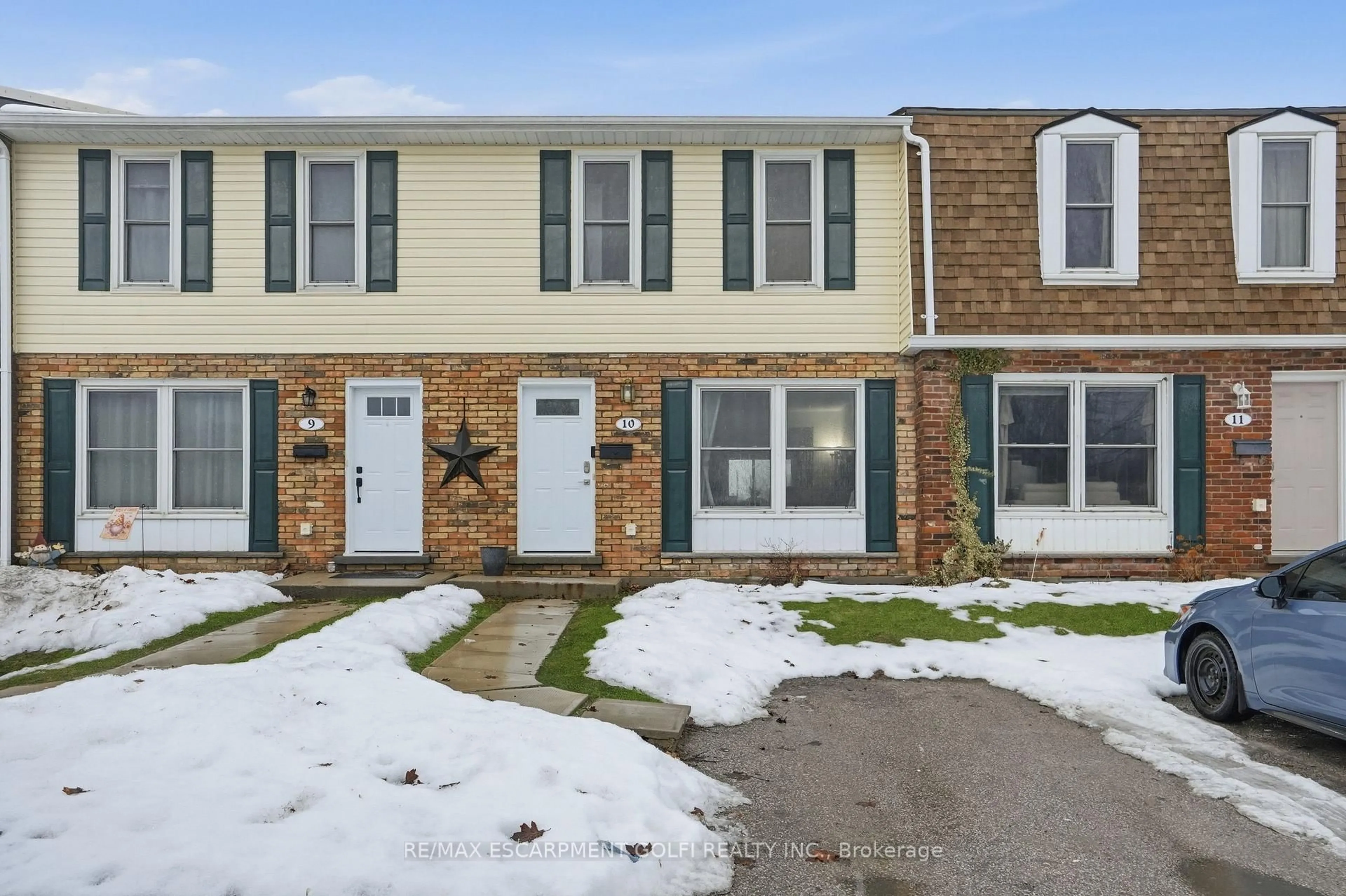 Unknown for 596 Grey St #10, Brantford Ontario N3S 4Y1