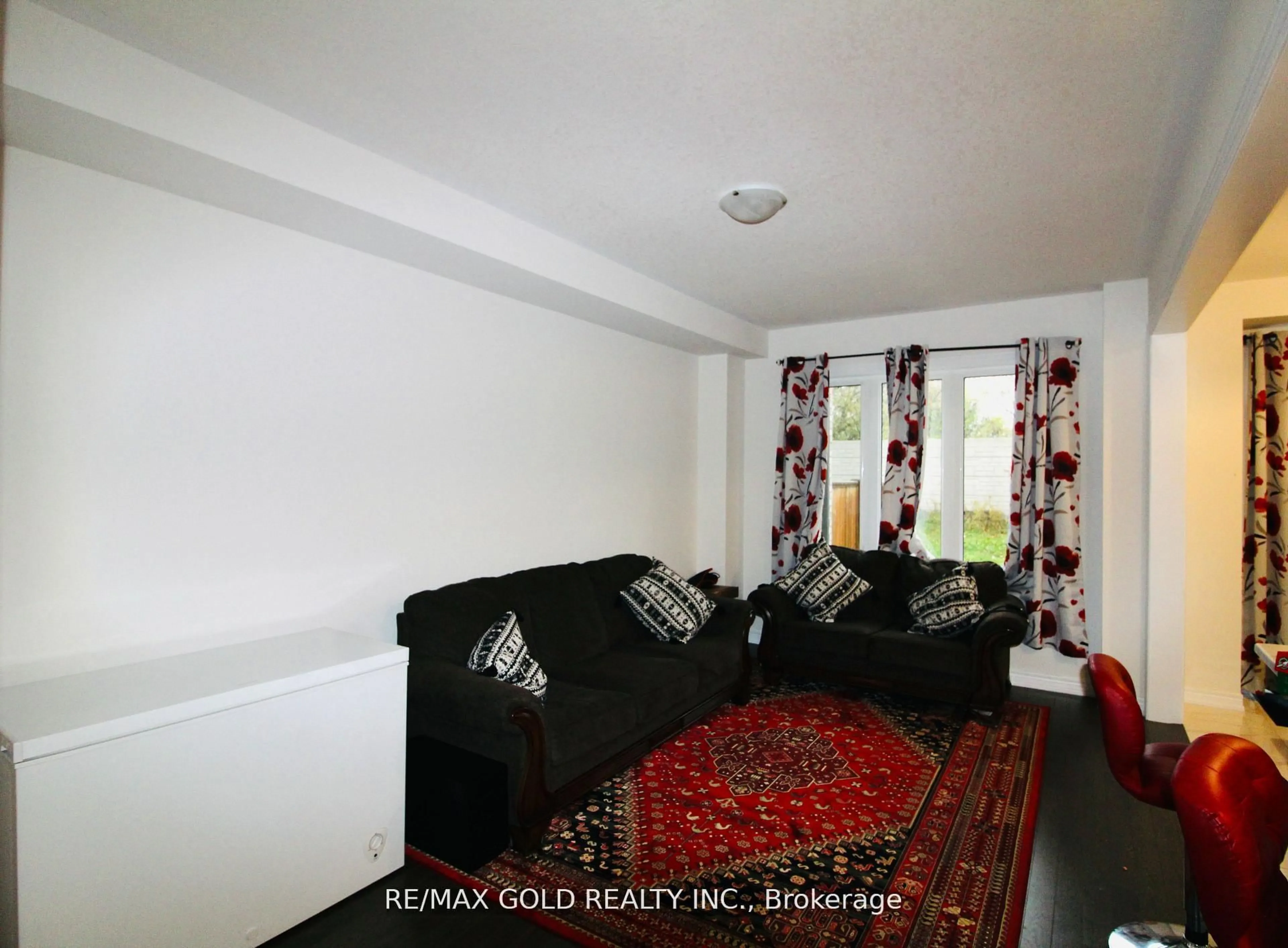 A pic of a room for 166 Deerpath Dr #52, Guelph Ontario N1K 0E2