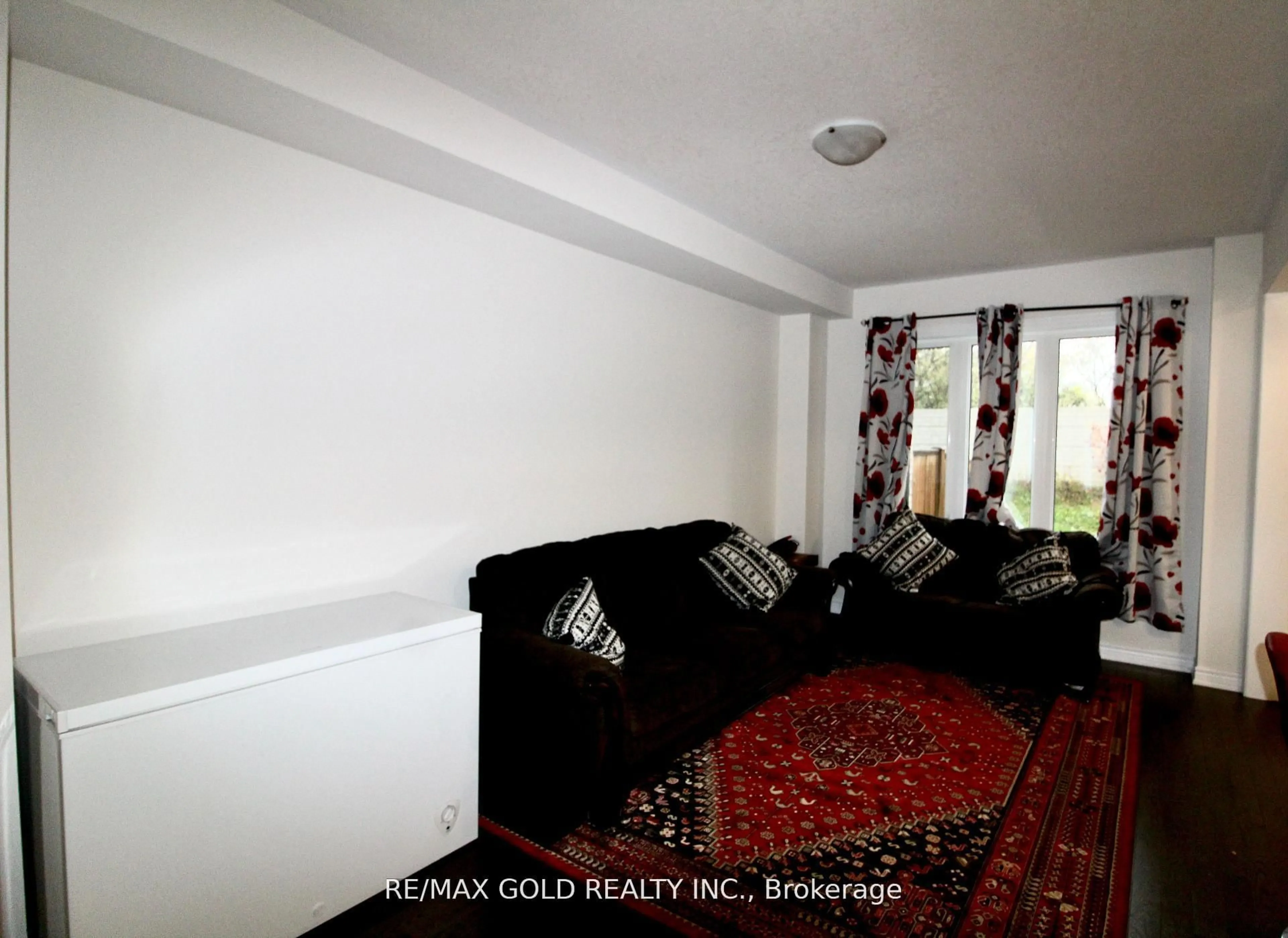 A pic of a room for 166 Deerpath Dr #52, Guelph Ontario N1K 0E2
