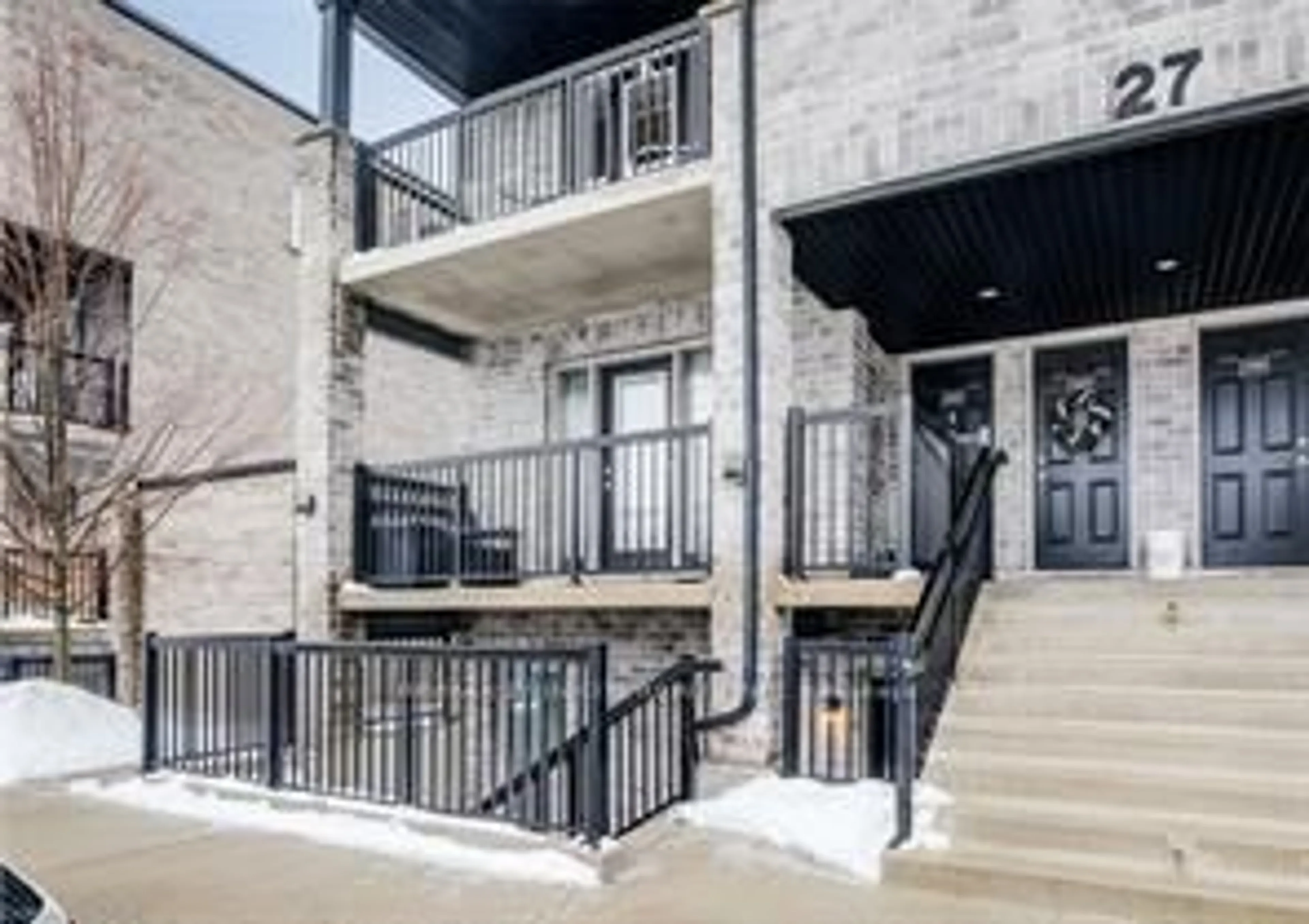 Patio, street for 1989 OTTAWA St #27A, Kitchener Ontario N2E 0G7
