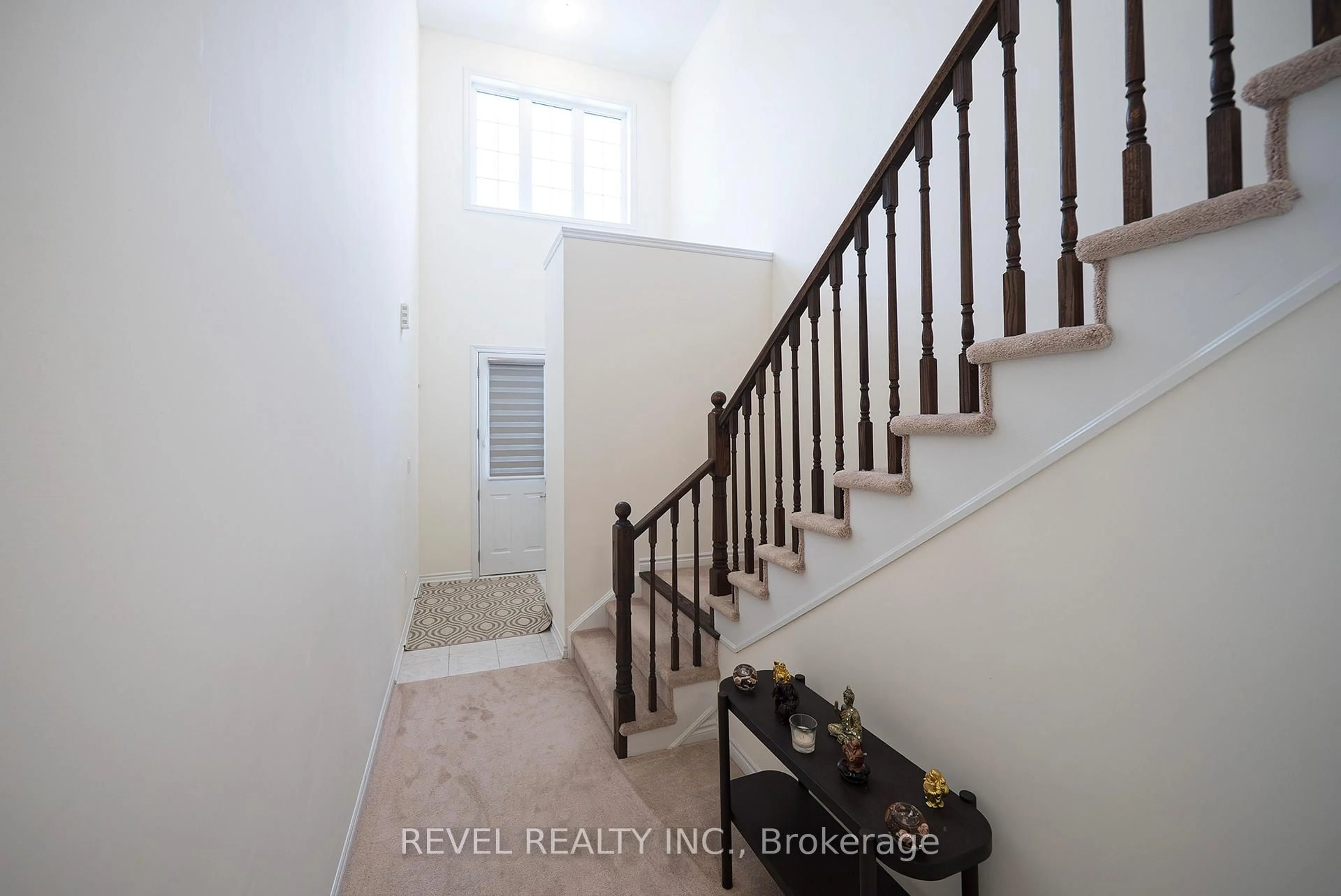 Unknown for 90 Hitchman St, Brant Ontario N3L 0M1