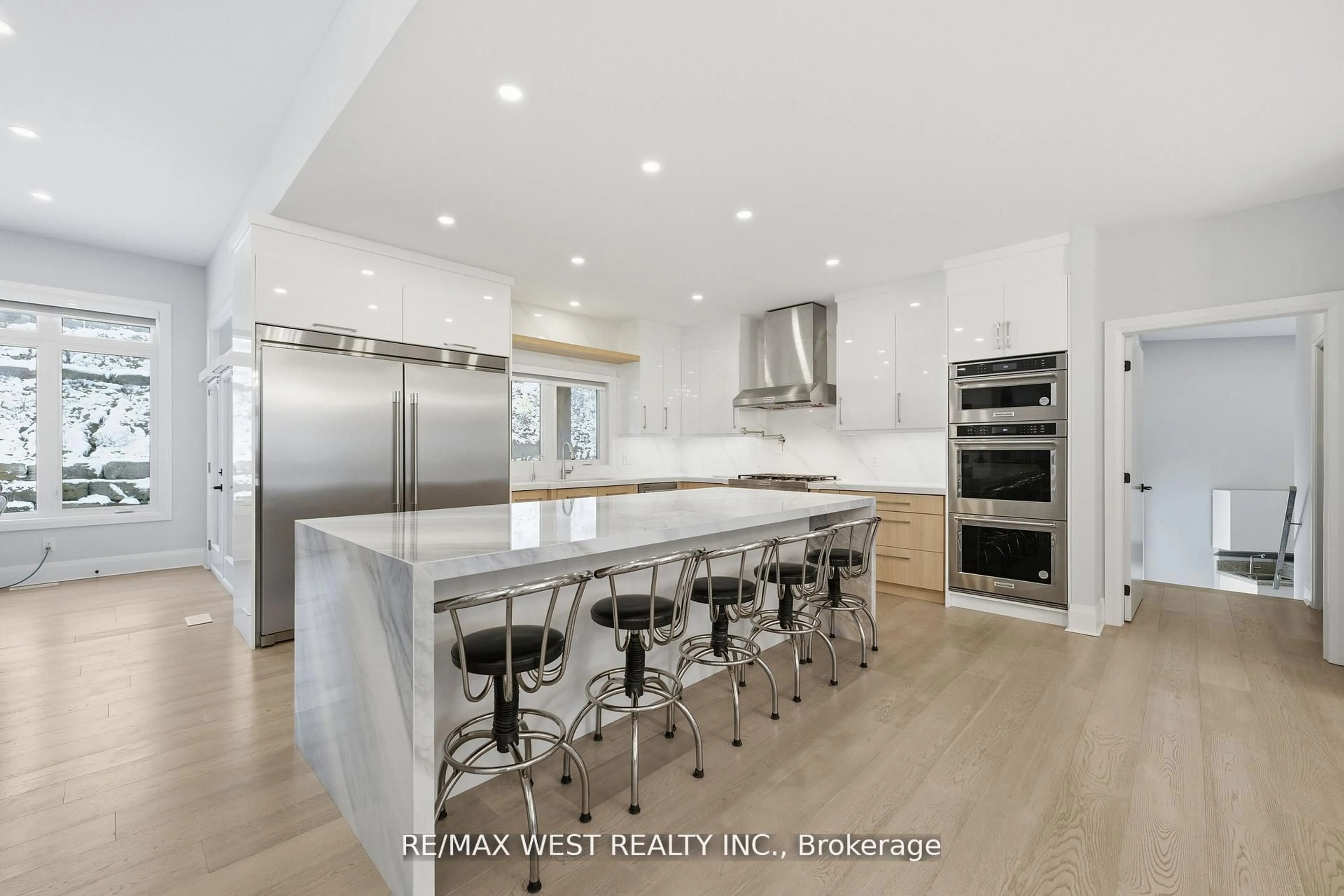 Contemporary kitchen, unknown for 12846 County Road 2 Rd, Cramahe Ontario K0K 1S0