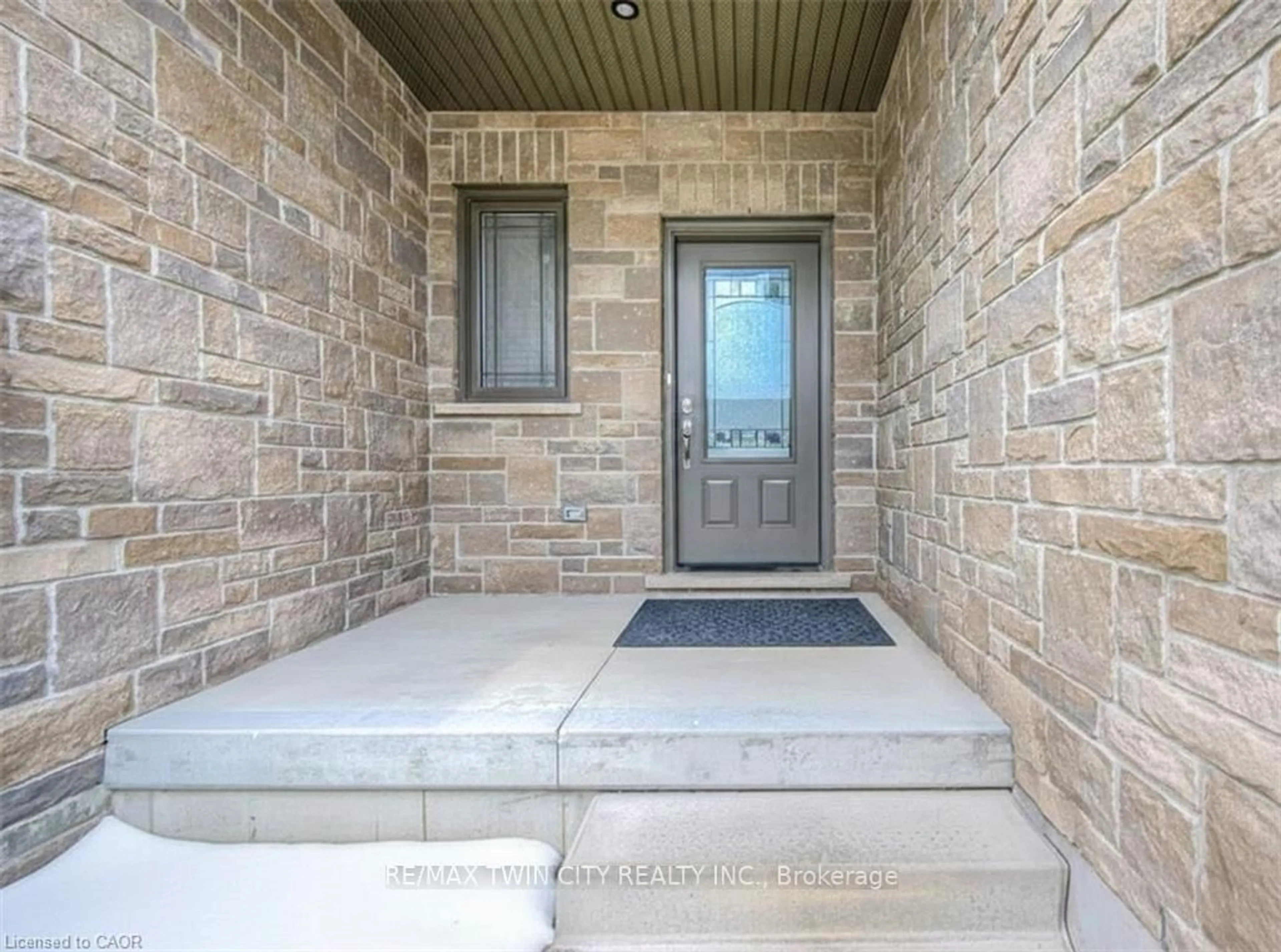 Indoor entryway for 741 Hollinger Ave, North Perth Ontario N4W 0J3