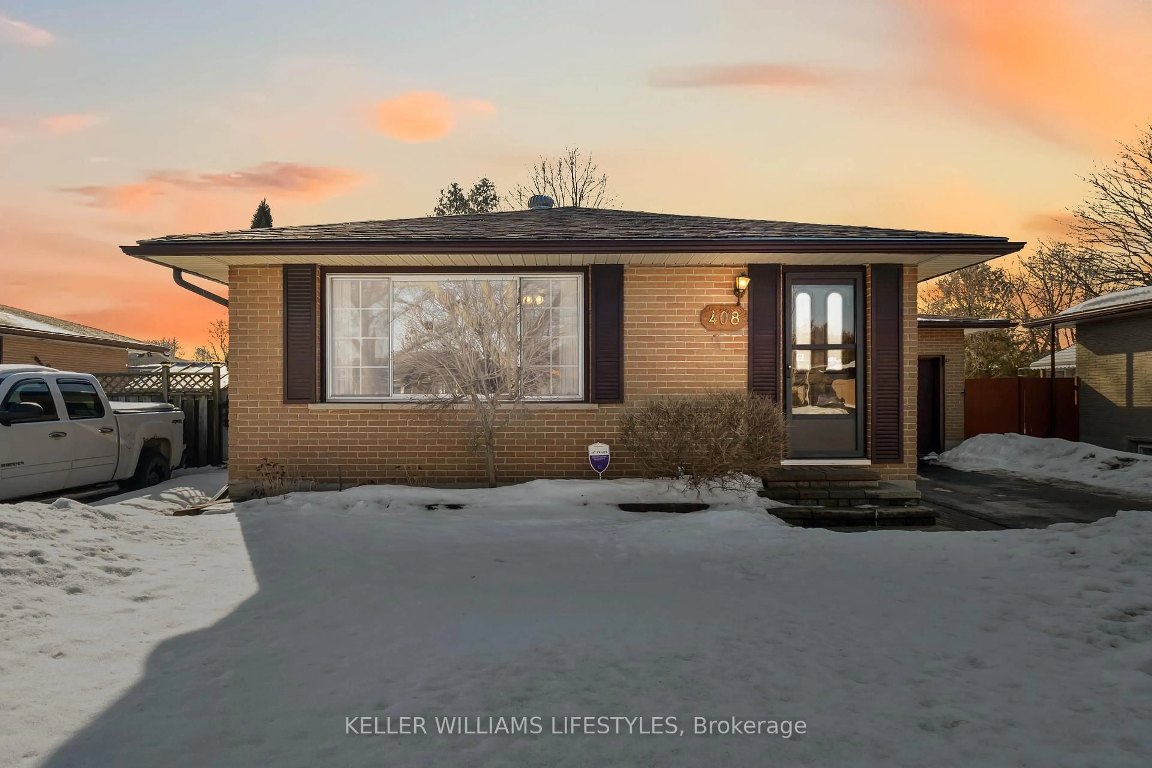 Home with brick exterior material, unknown for 408 Hudson Dr, London East Ontario N5V 1E6