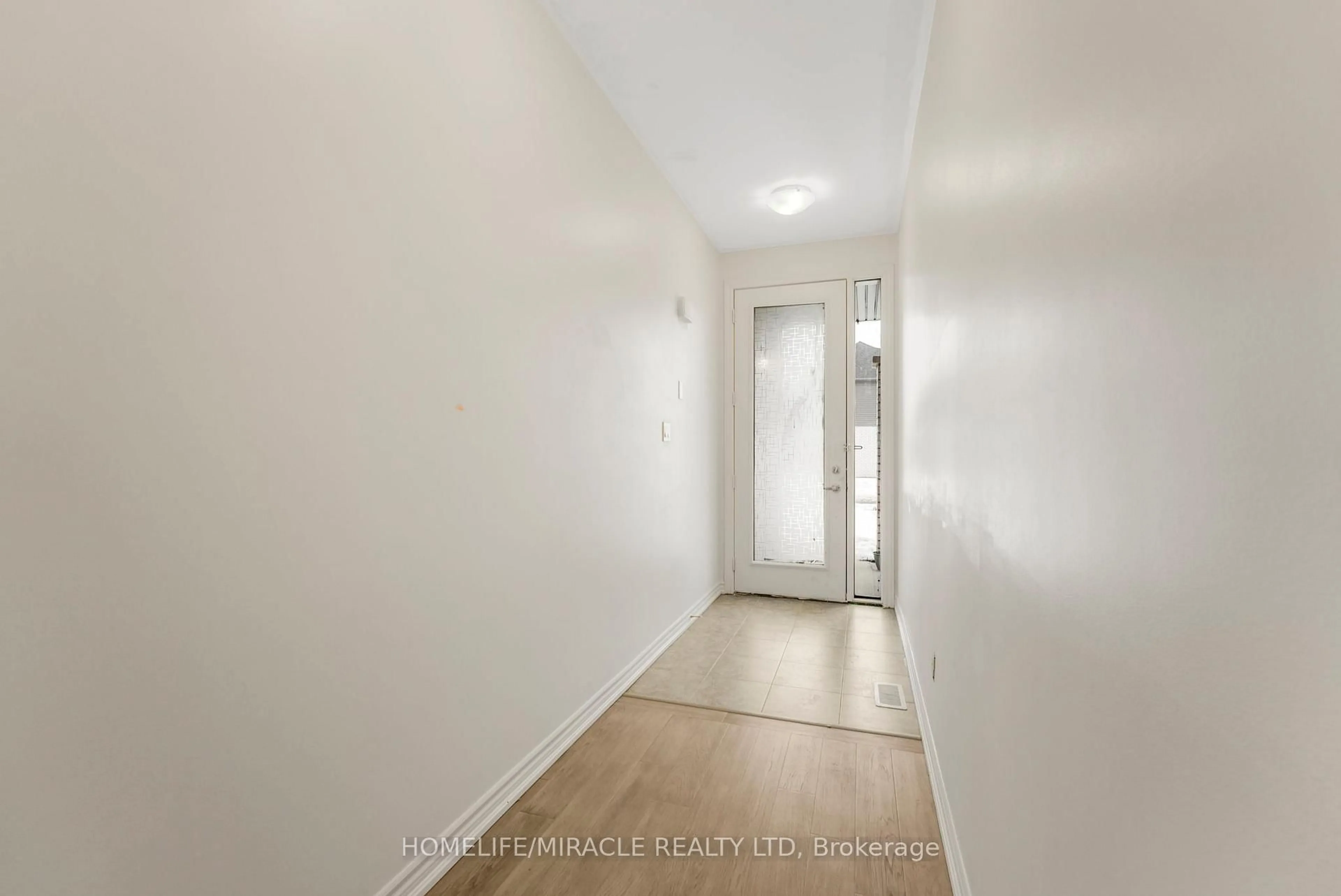 Unknown for 35 Caroline St, Welland Ontario L3B 0J8