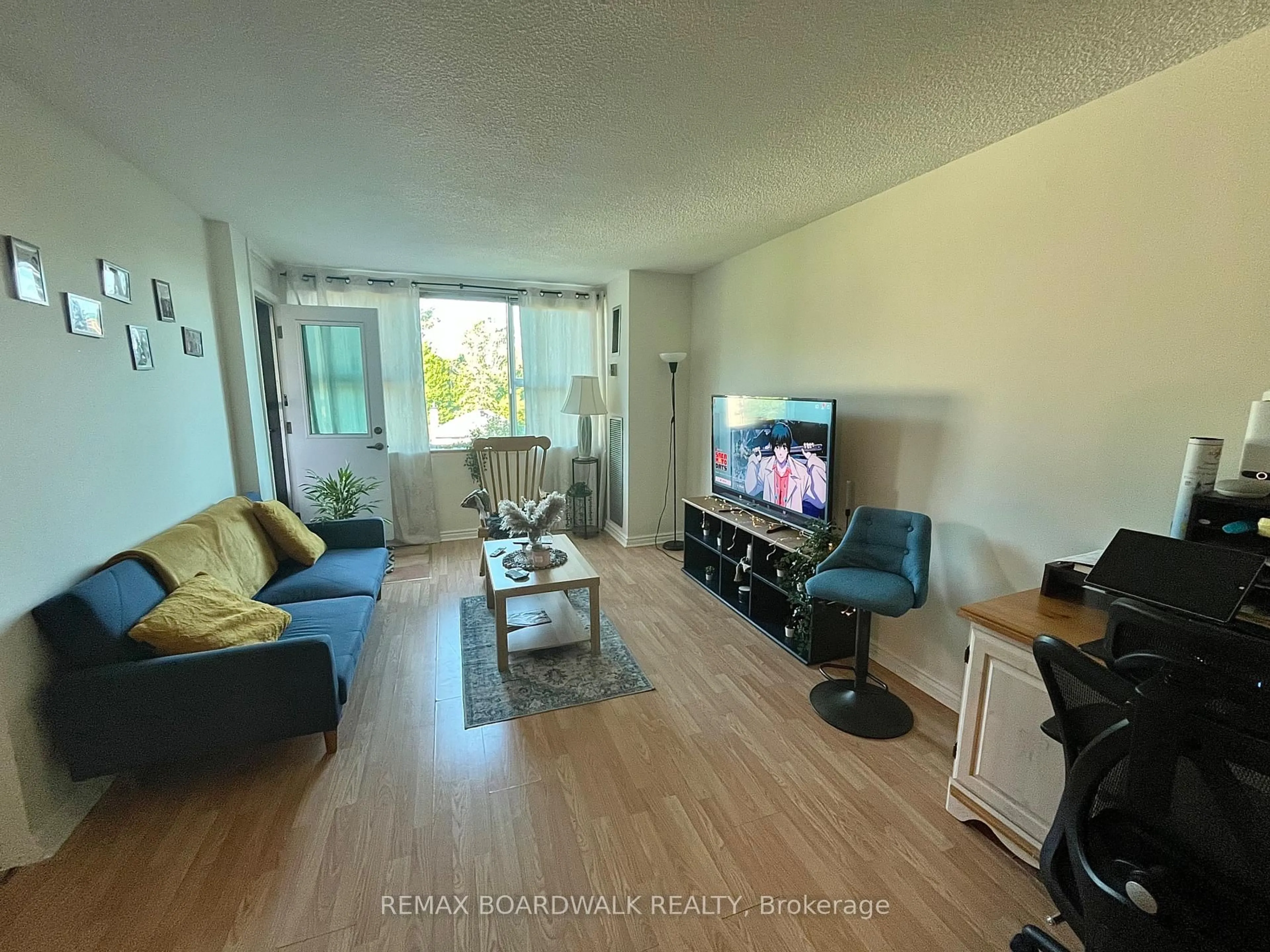 Unknown for 555 BRITTANY Dr #407, Ottawa Ontario K1K 4C5