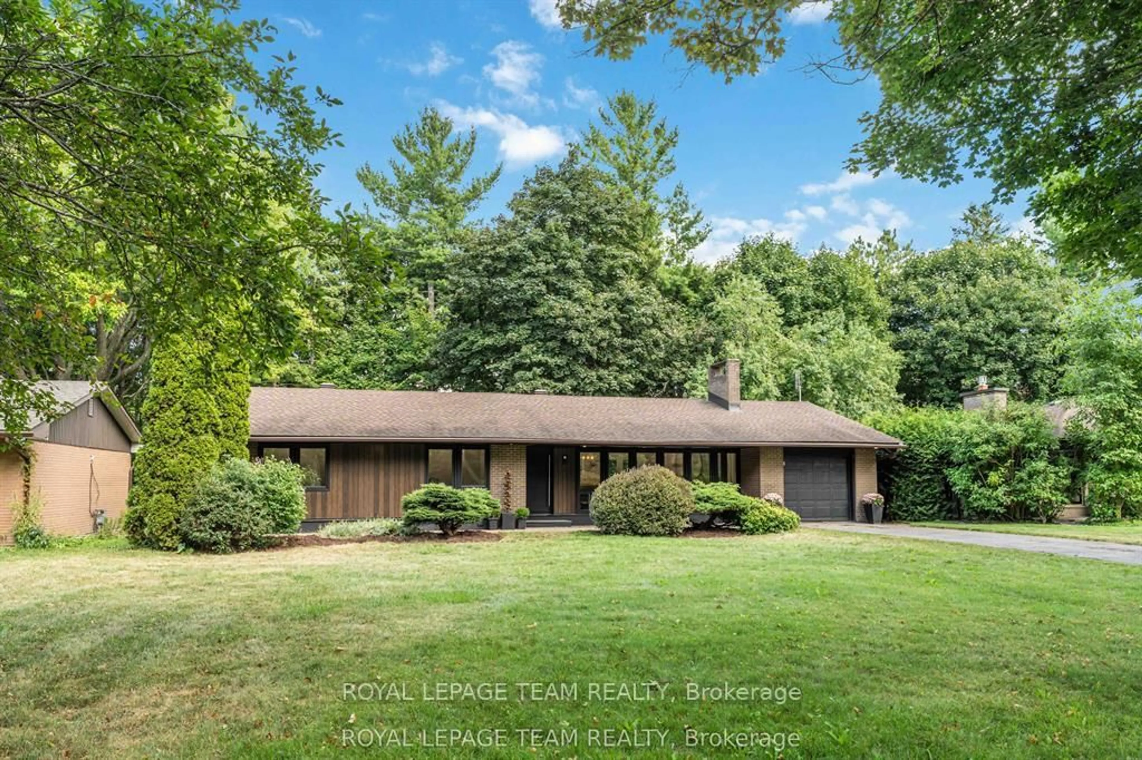 Unknown for 15 Leacock Dr, Ottawa Ontario K2K 1R6