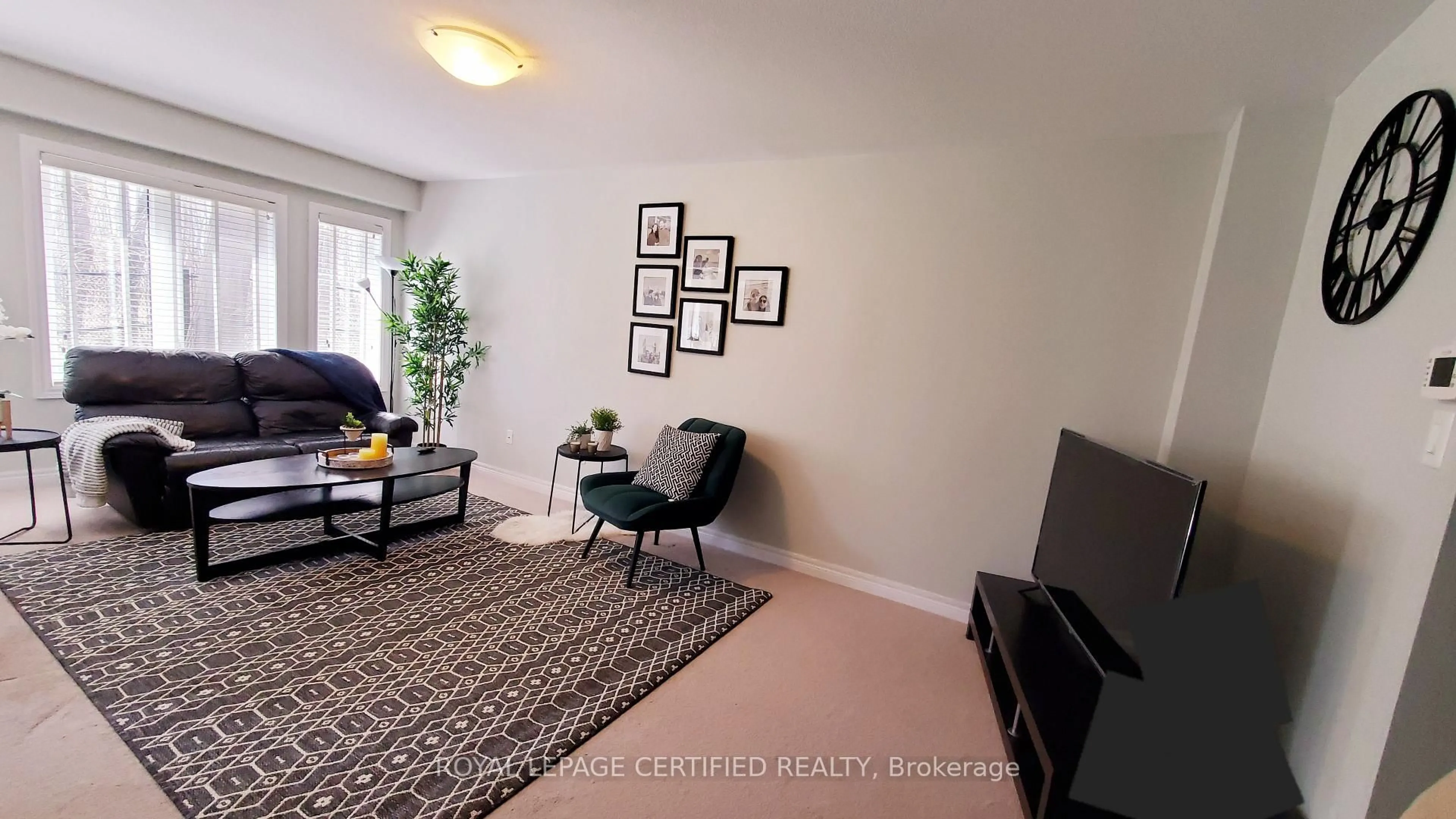 Living room with furniture, unknown for 570 Linden Dr ##27, Cambridge Ontario N3H 0C9