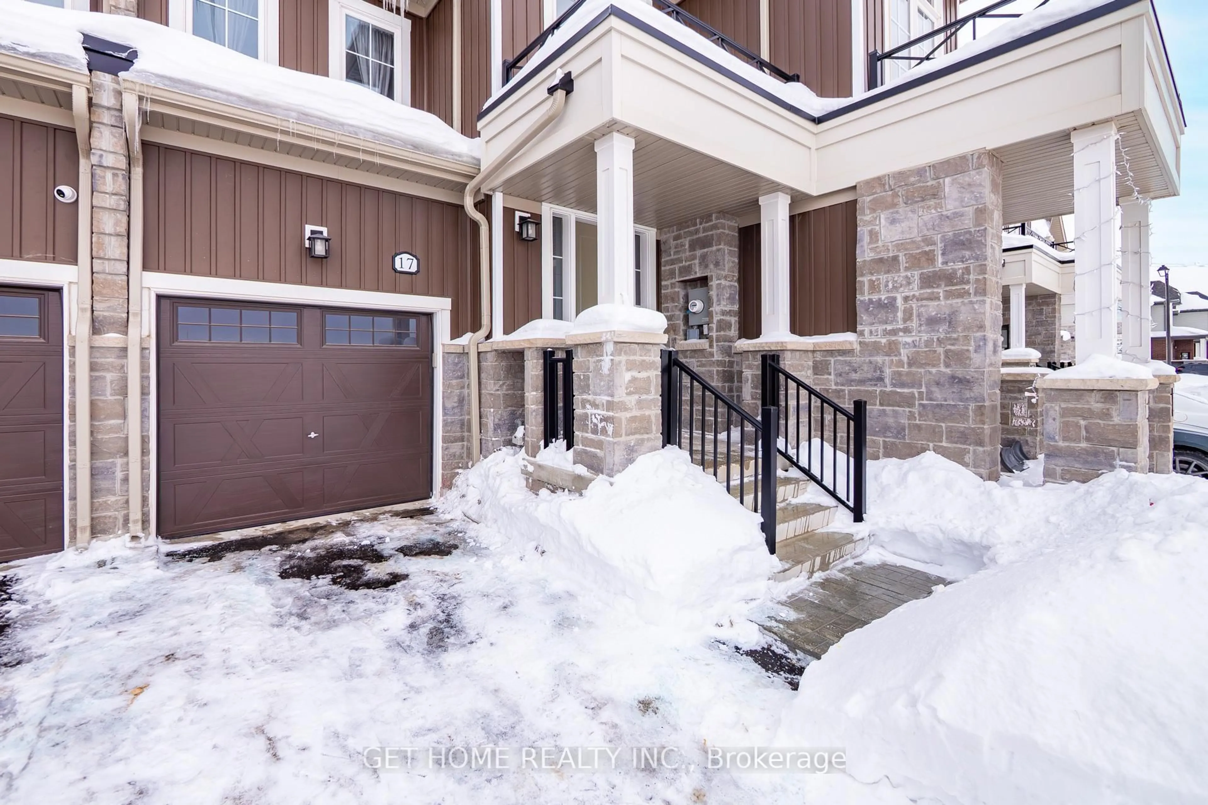 Indoor entryway for 17 Steer Rd, Erin Ontario N0B 1T0