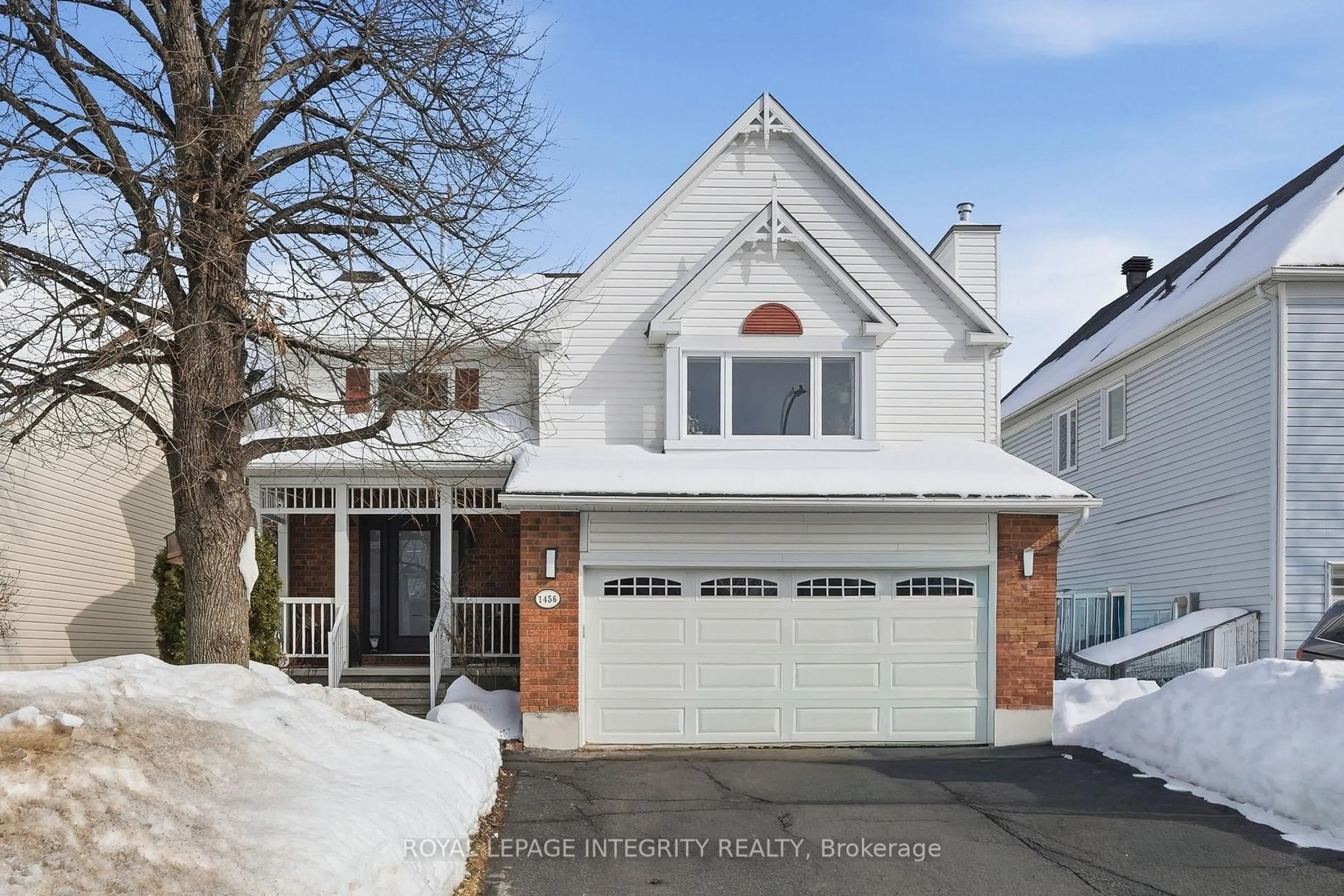 Home with vinyl exterior material, street for 1456 Michaelsem St, Orleans Ontario K1C 7C3