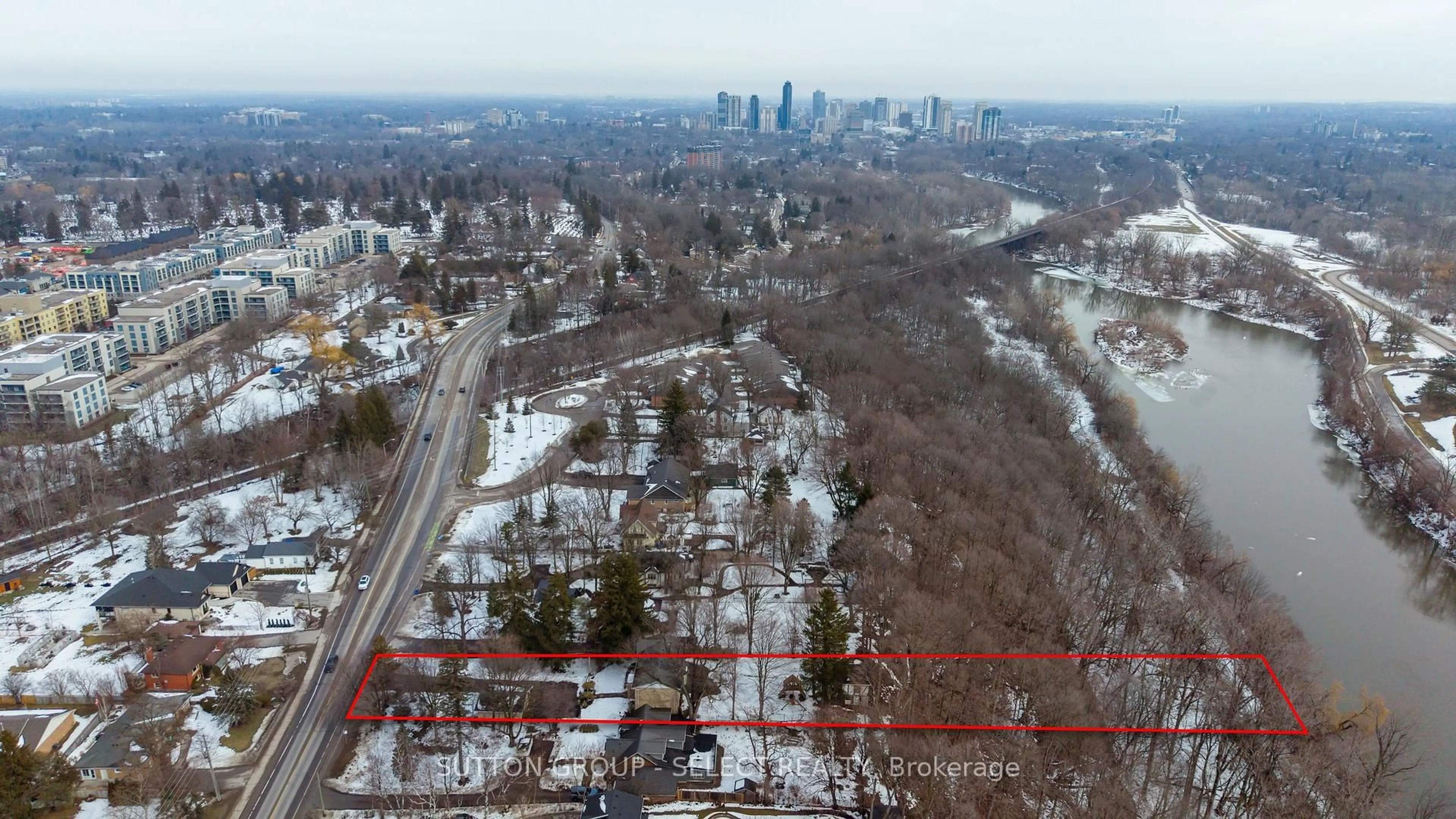 Blurry image for 422 Riverside Dr, London North Ontario N6H 2R7