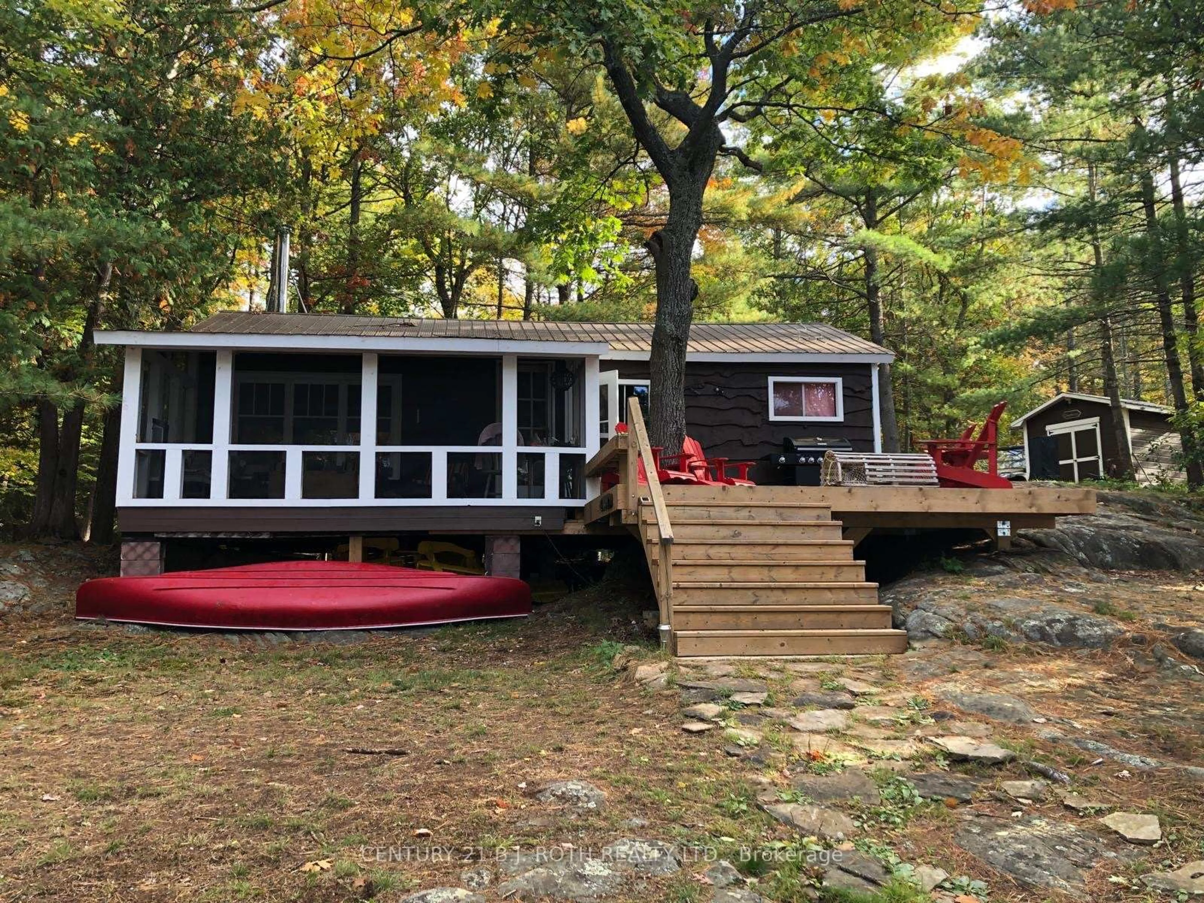 Patio, water/lake/river/ocean view for 24-SR409 SEVERN RIVER, Muskoka Lakes Ontario P0E 1G0