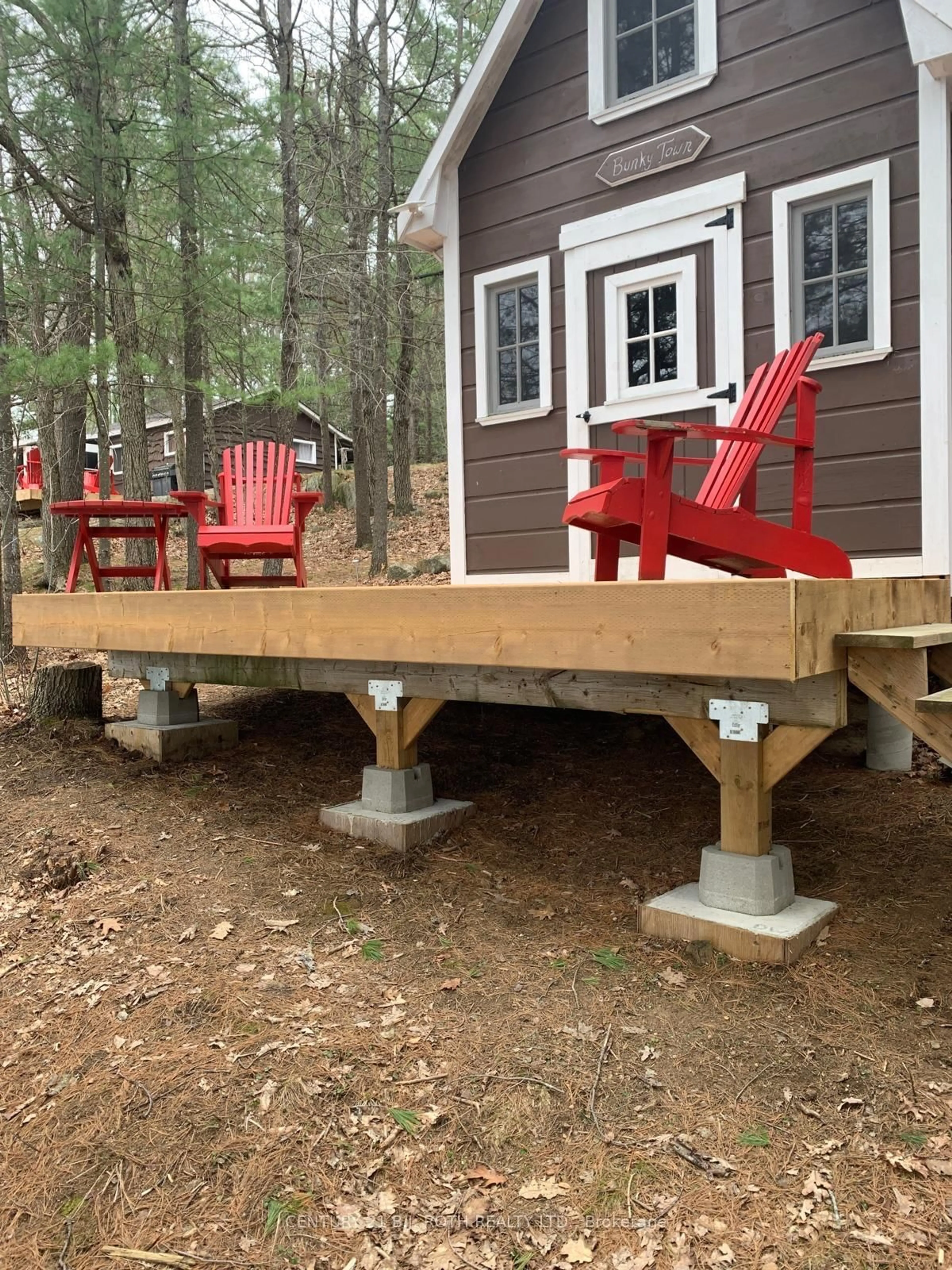 Patio, street for 24-SR409 SEVERN RIVER, Muskoka Lakes Ontario P0E 1G0
